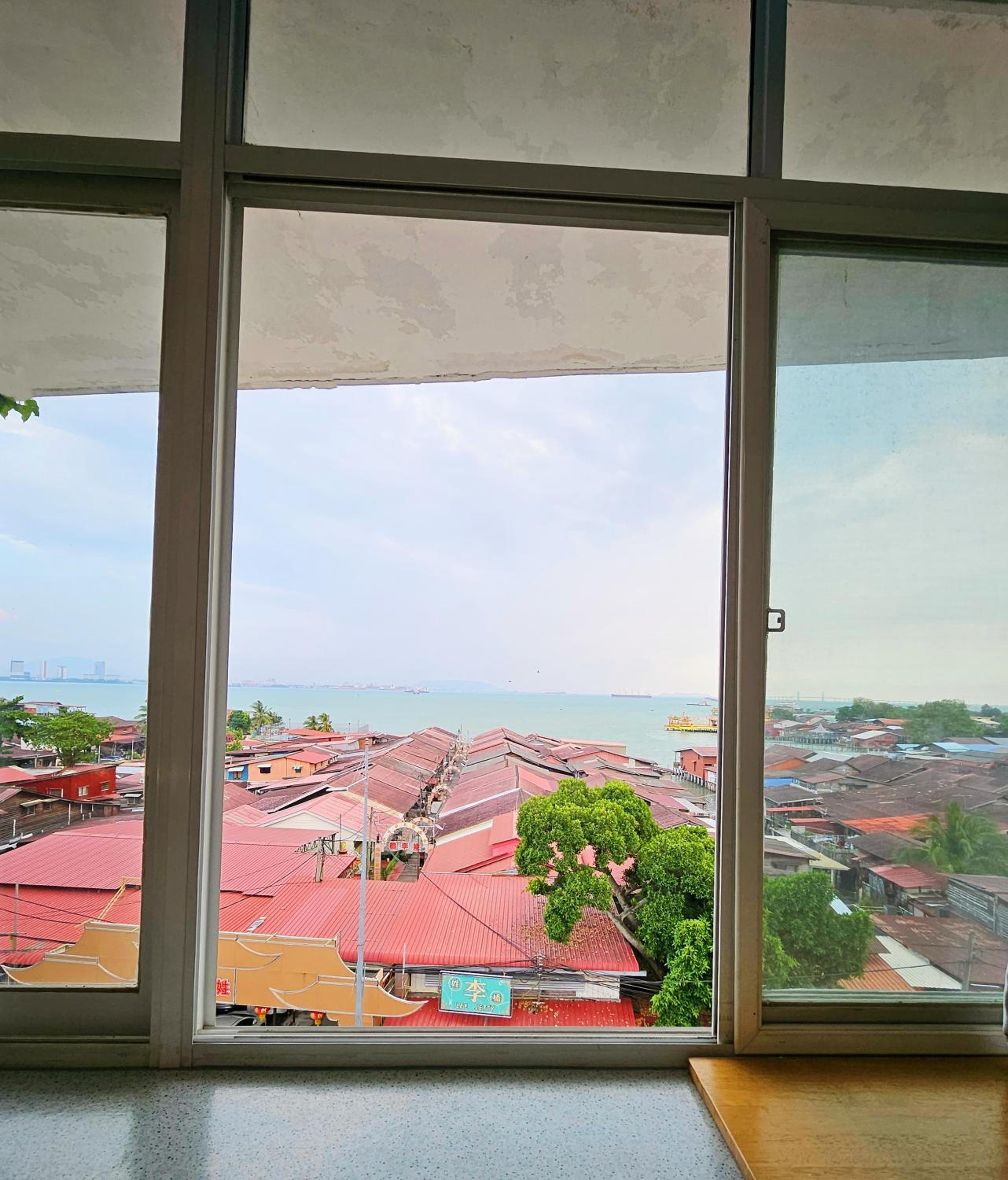 Family Room with Sea View - Photo 8