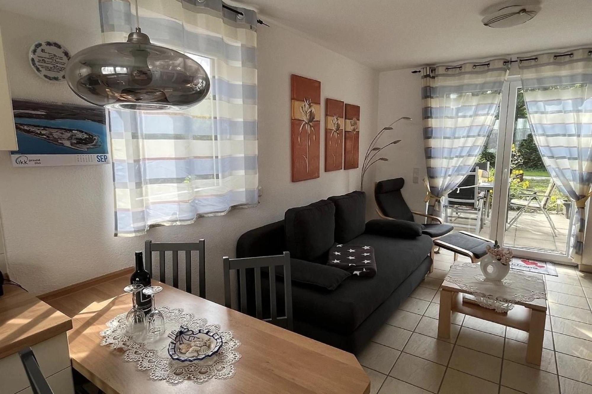 Superior One-Bedroom Apartment photo 1