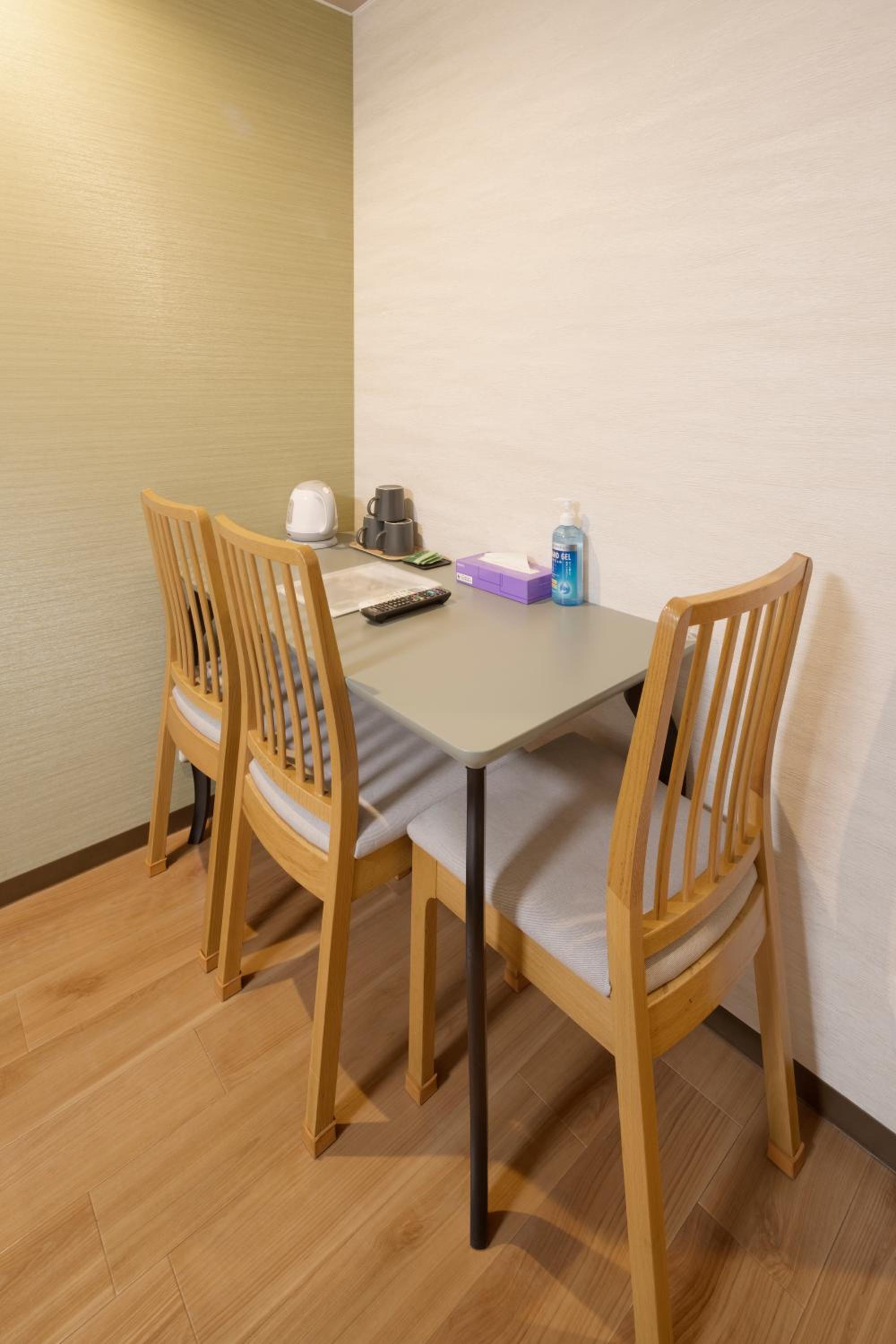 Triple Room - Photo 11