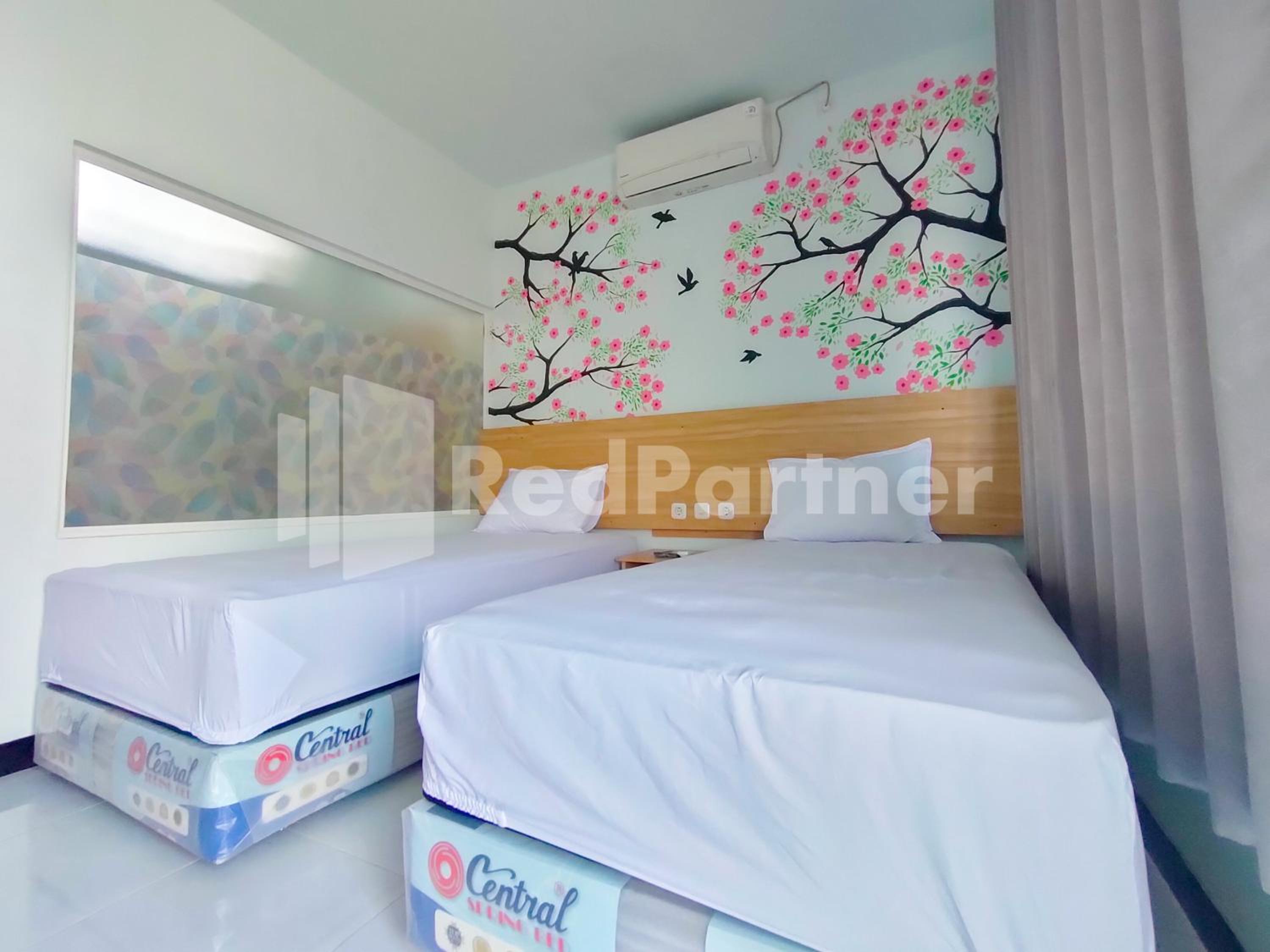 Standard Twin Room - Photo 6