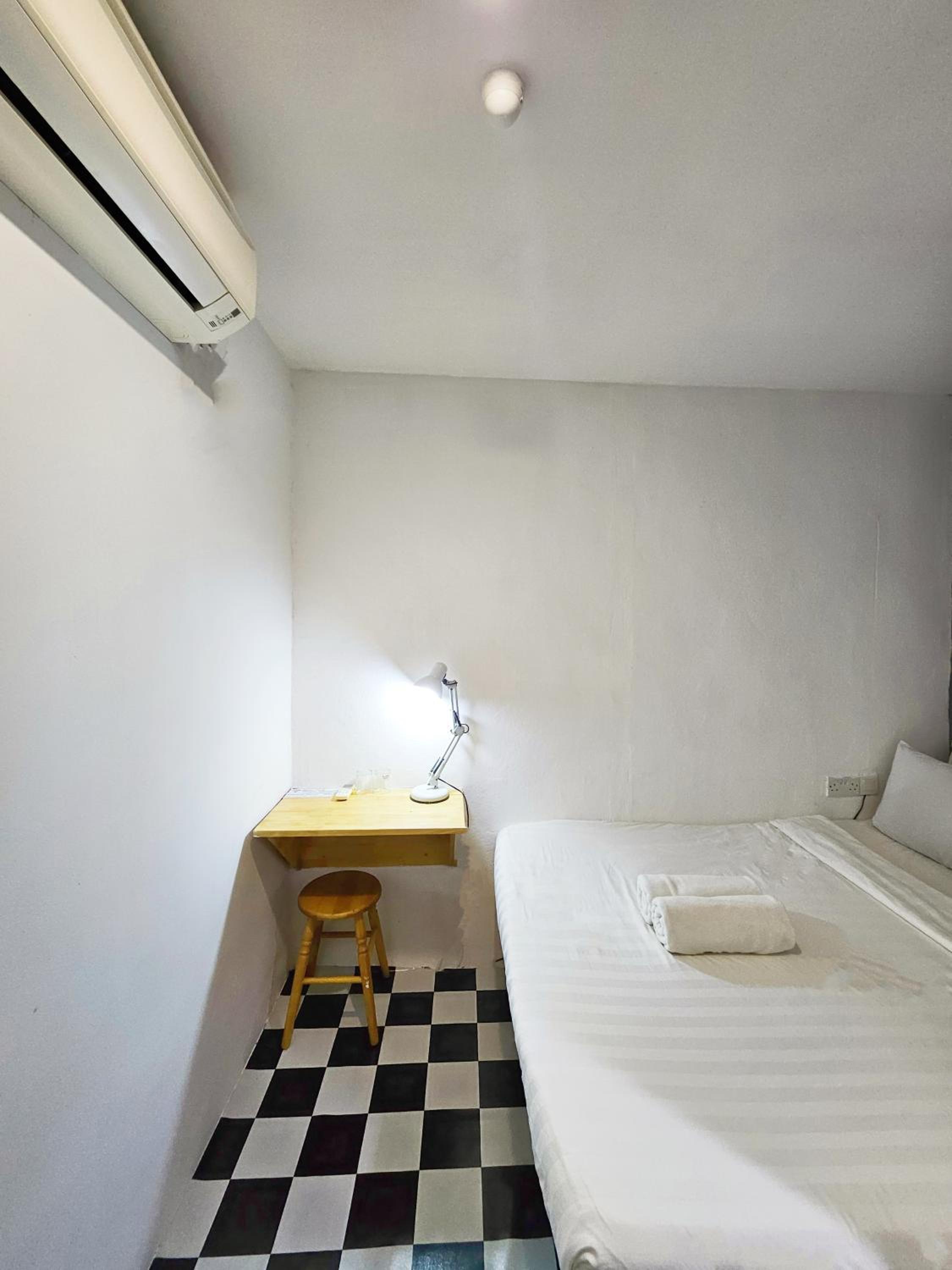 Standard Double Room - Photo 4