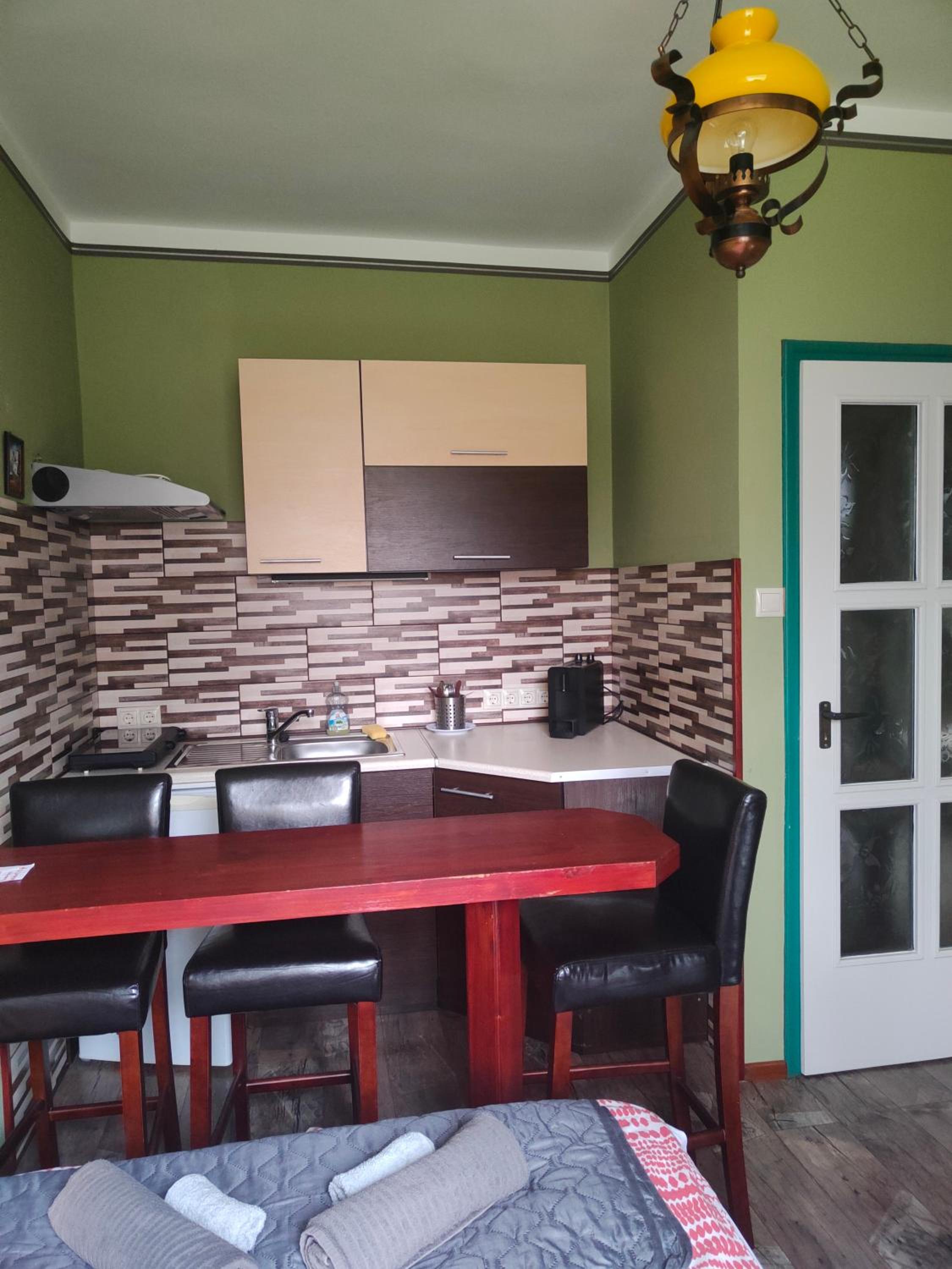 Two-Bedroom Apartment - Photo 2