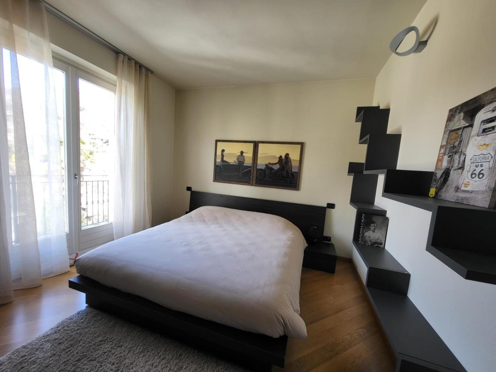Apartment photo 2
