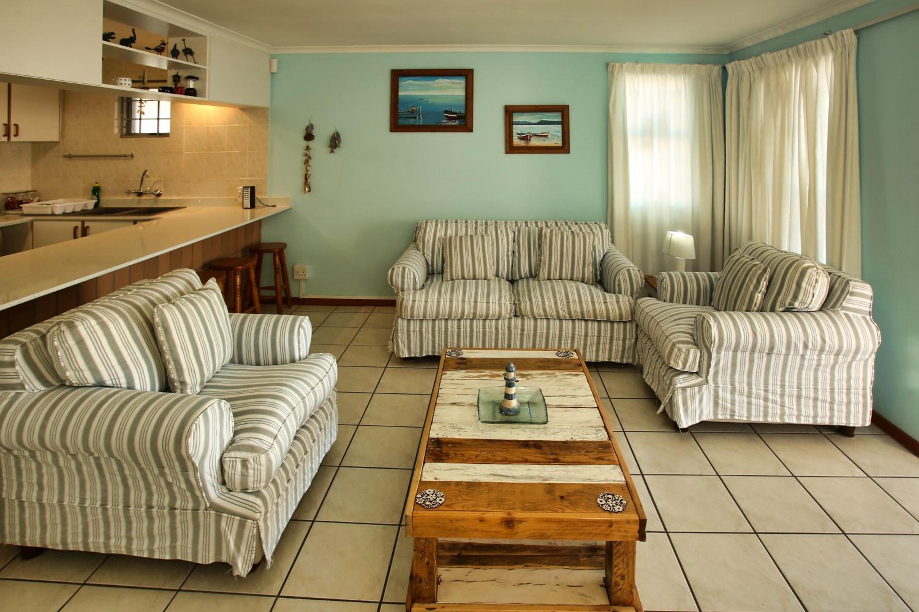 Three-Bedroom House photo 1