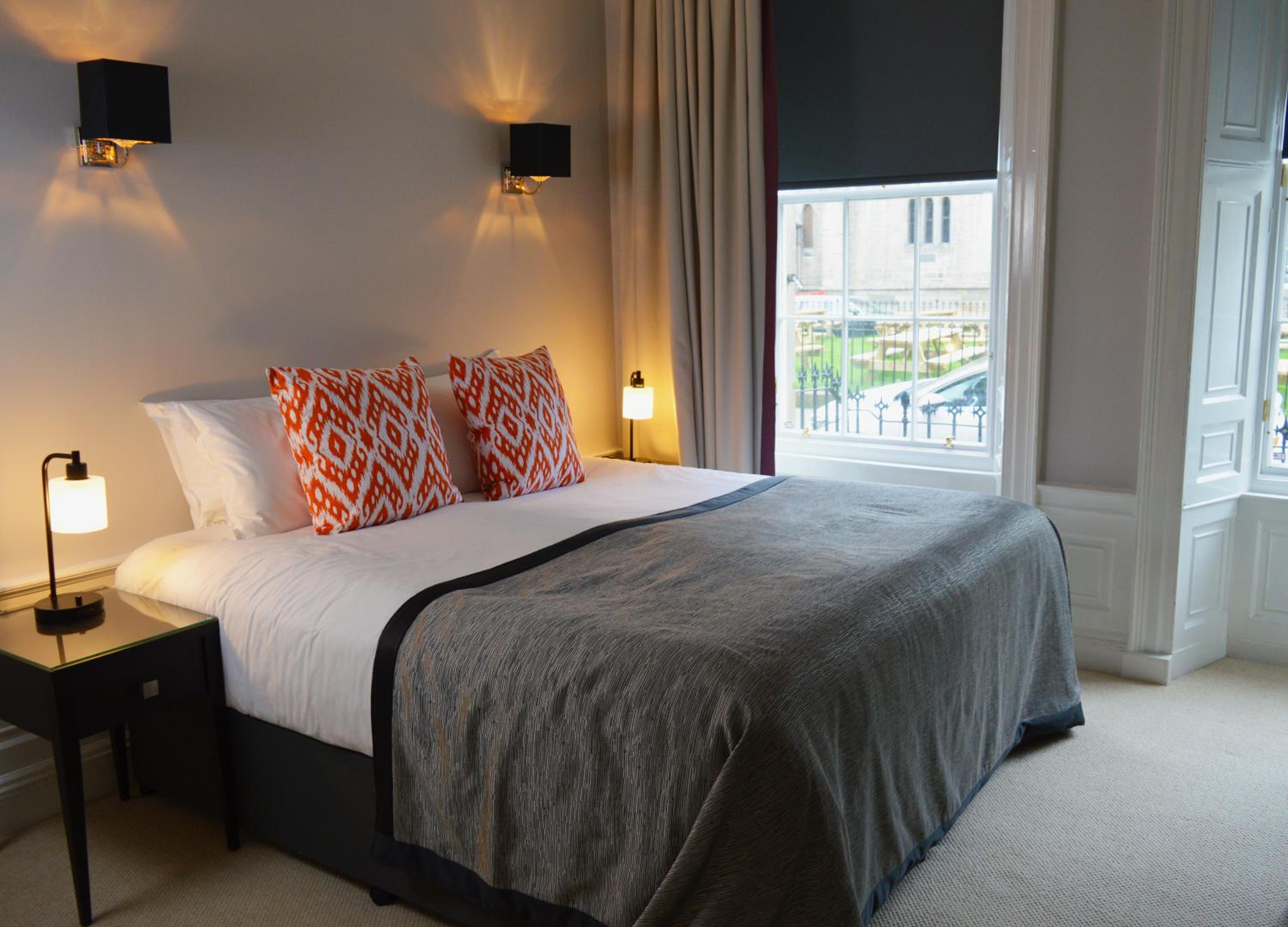 Suite with Four Double Beds and Two Sofa Beds - Annex Room/Non-Smoking