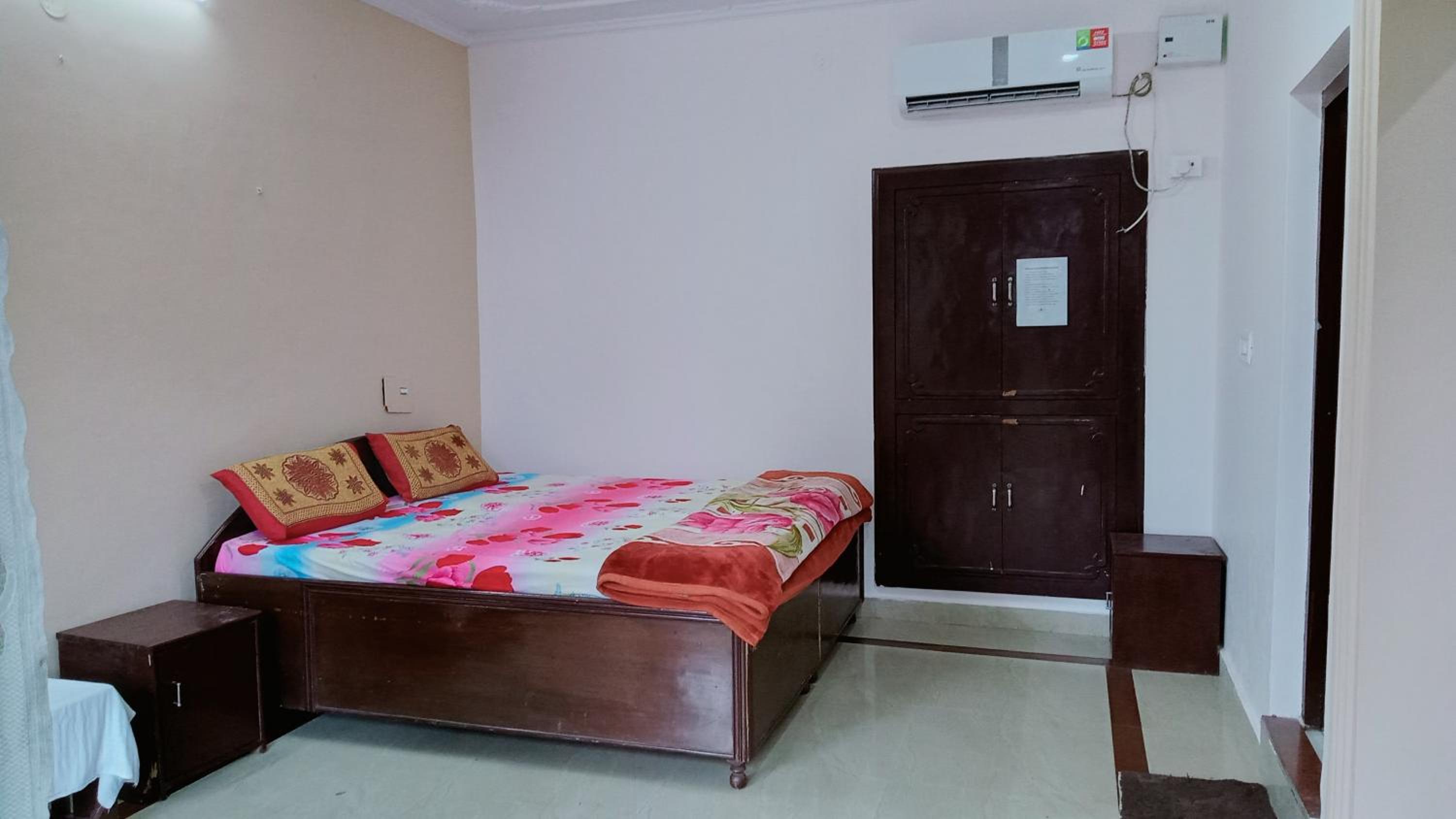 Double Room photo 2