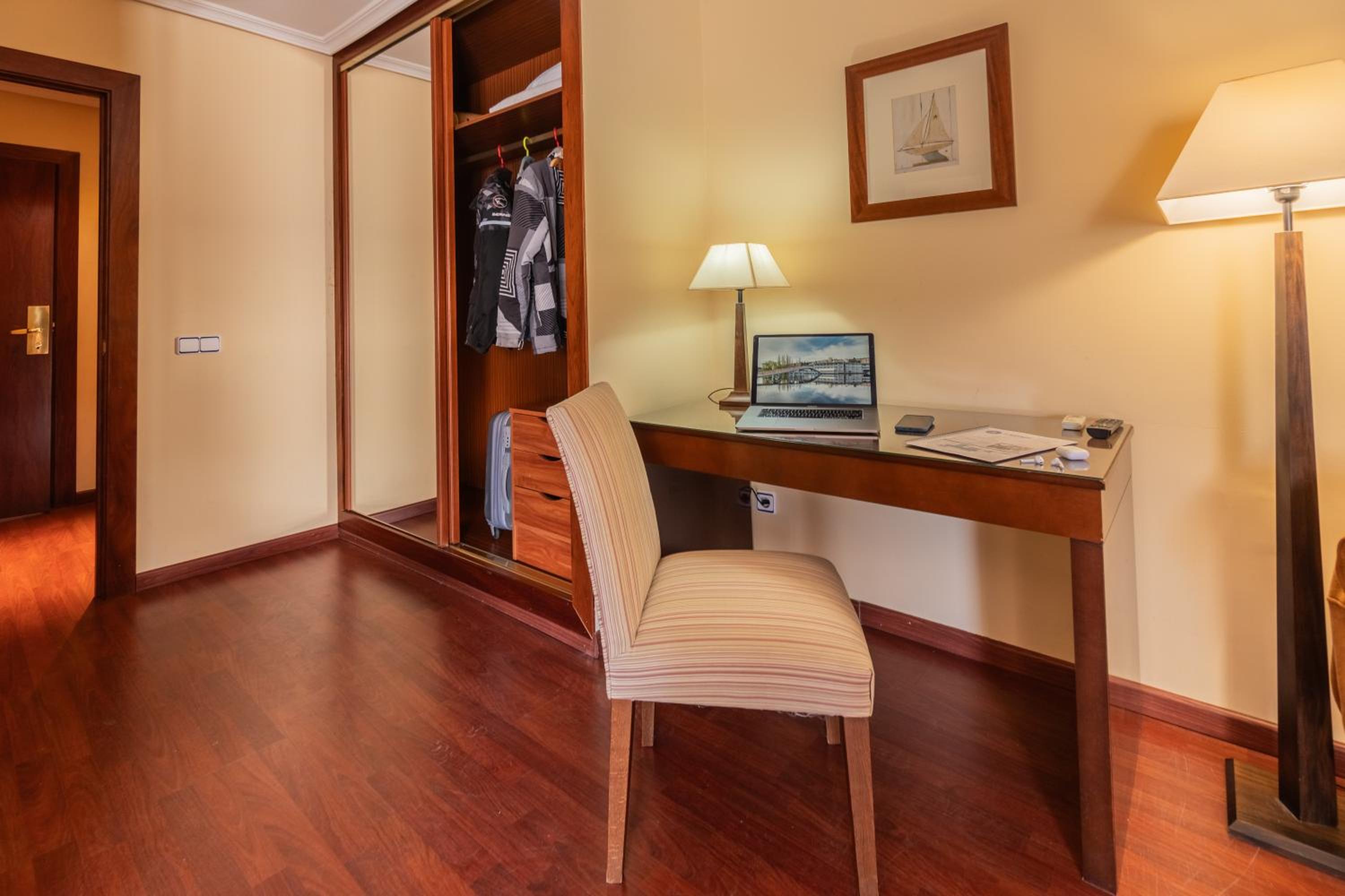 Junior Suite - Photo 7