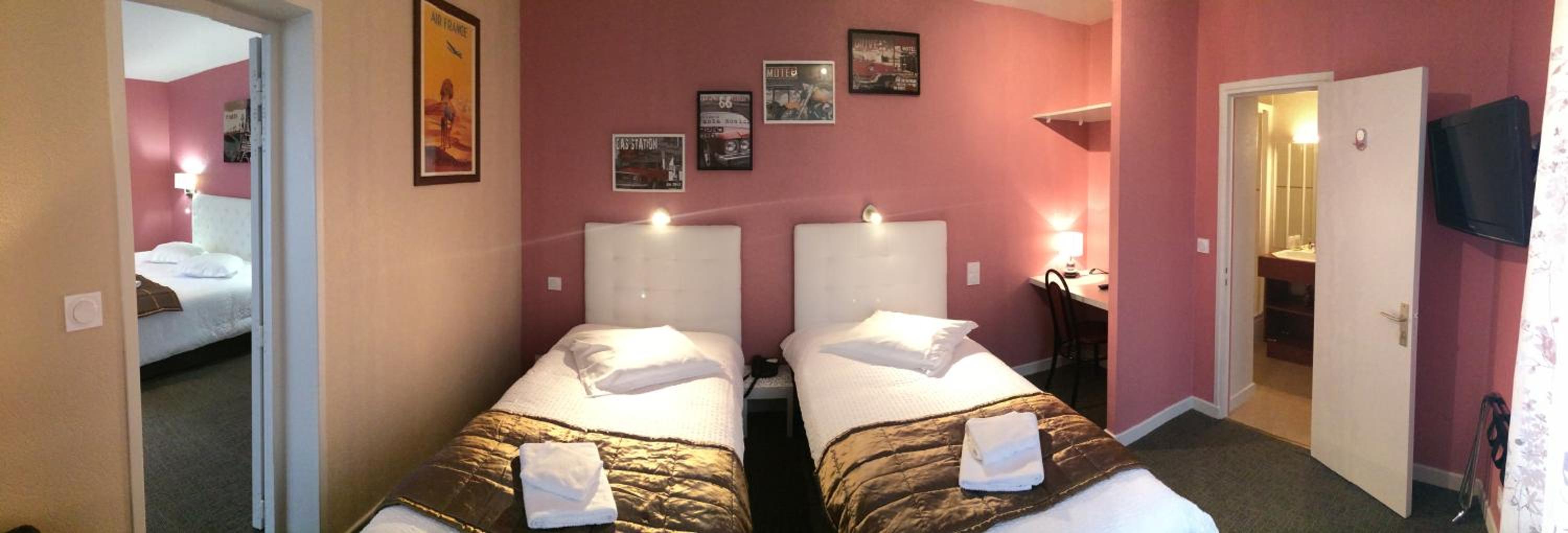 Superior Quadruple Room - Photo 4