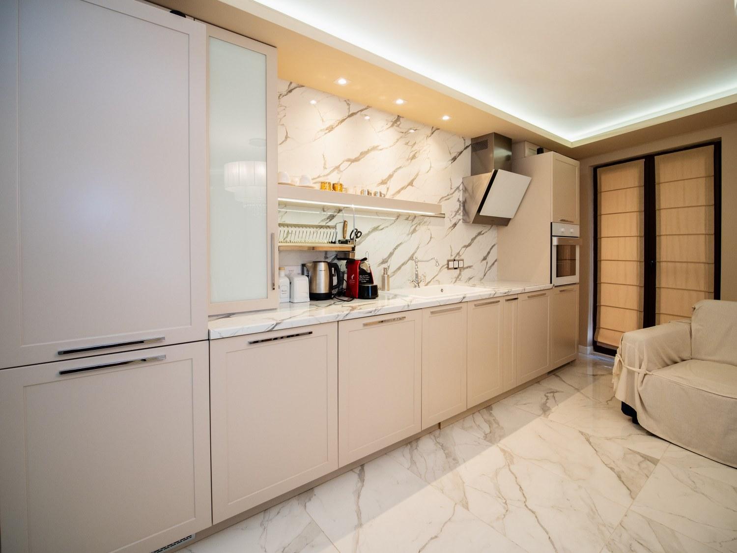 One-Bedroom Apartment - Photo 37