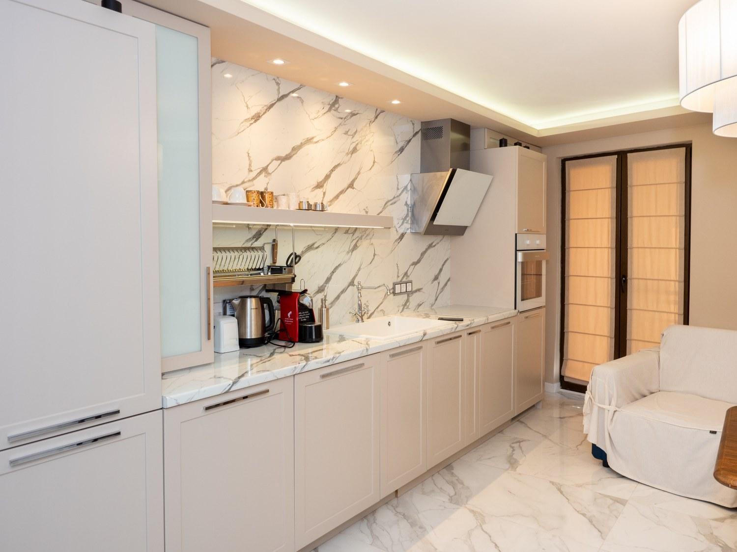 One-Bedroom Apartment - Photo 32