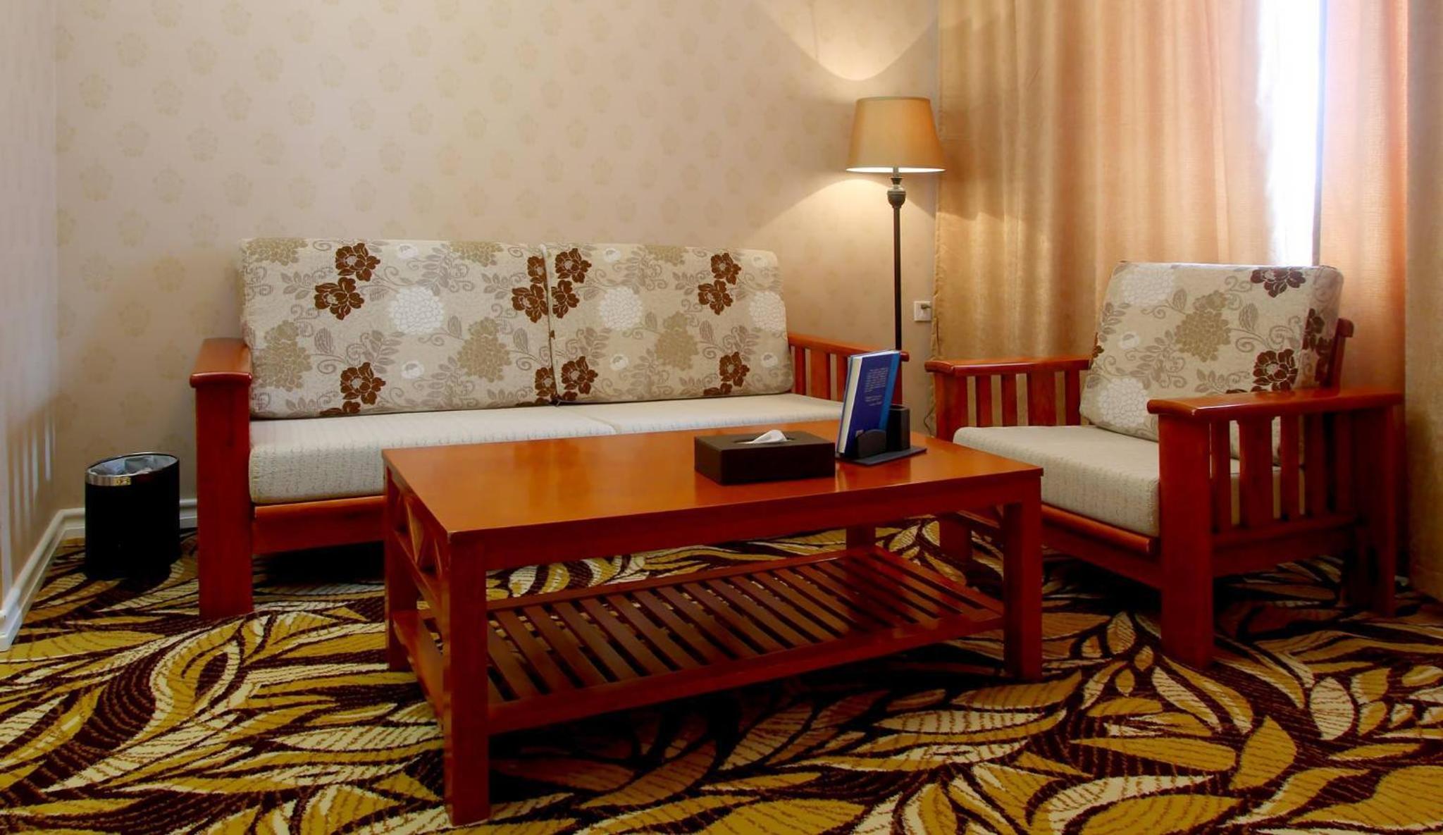 Deluxe Family Room photo 2
