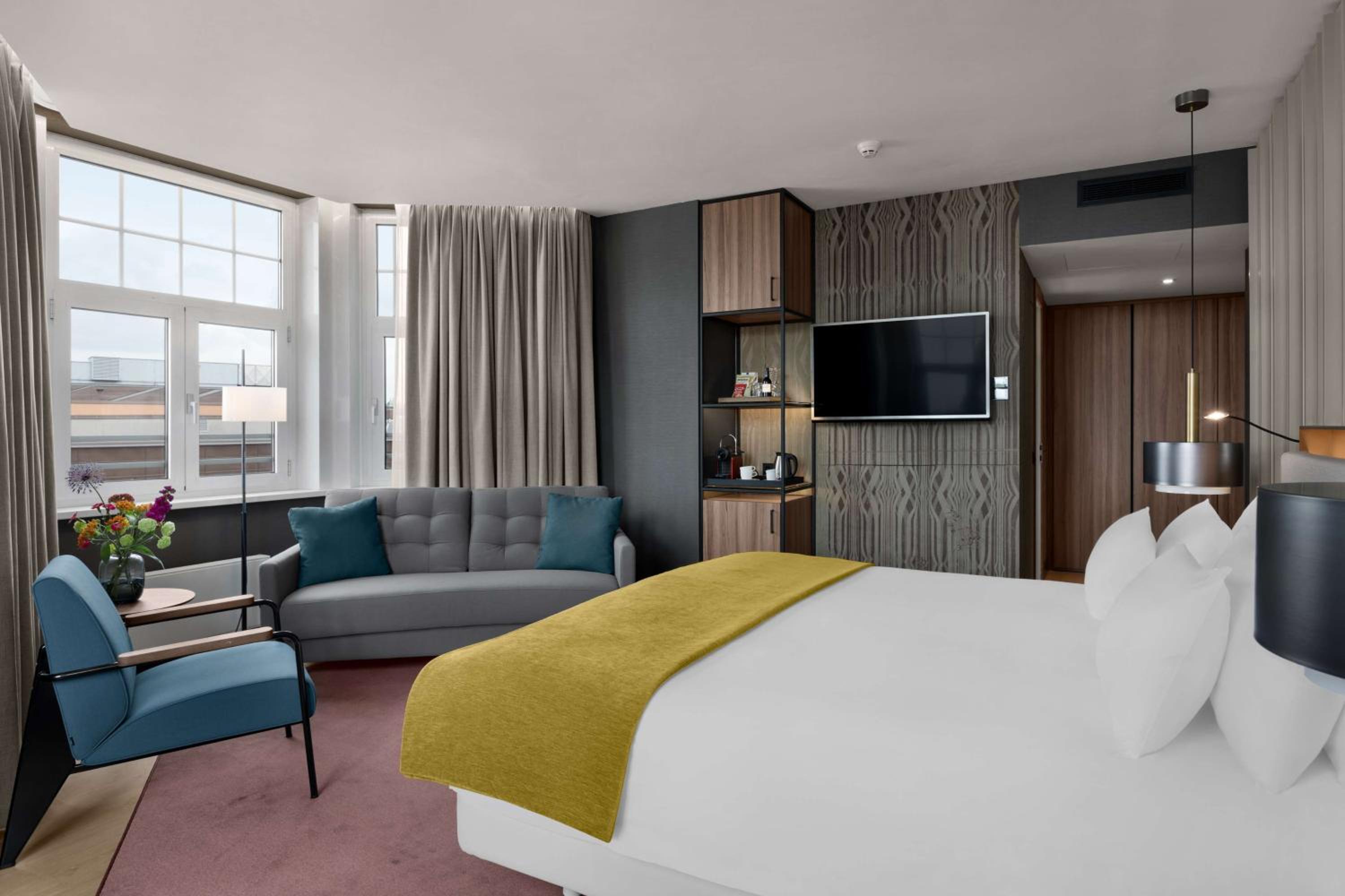 Junior Suite with View - Photo 1