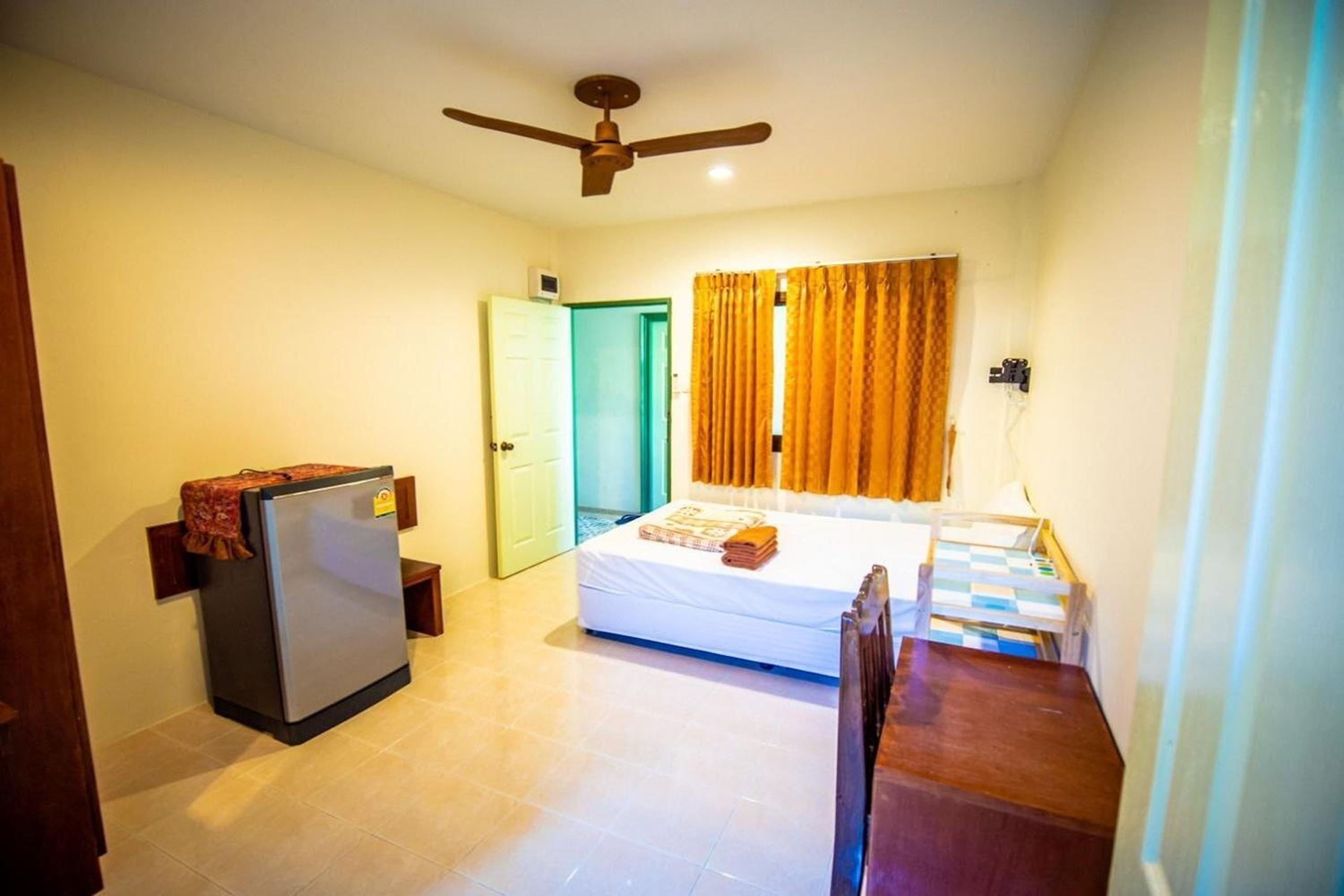 Single Room - AC