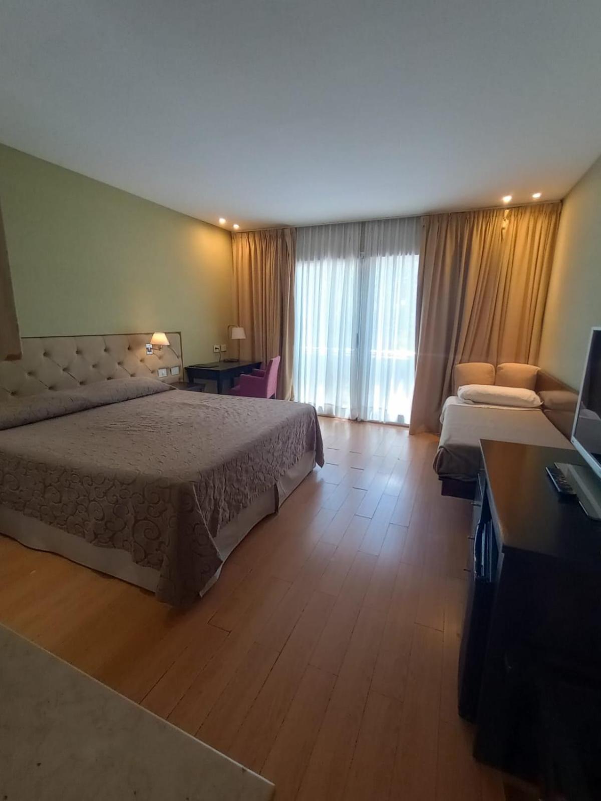Superior Triple Room photo 2