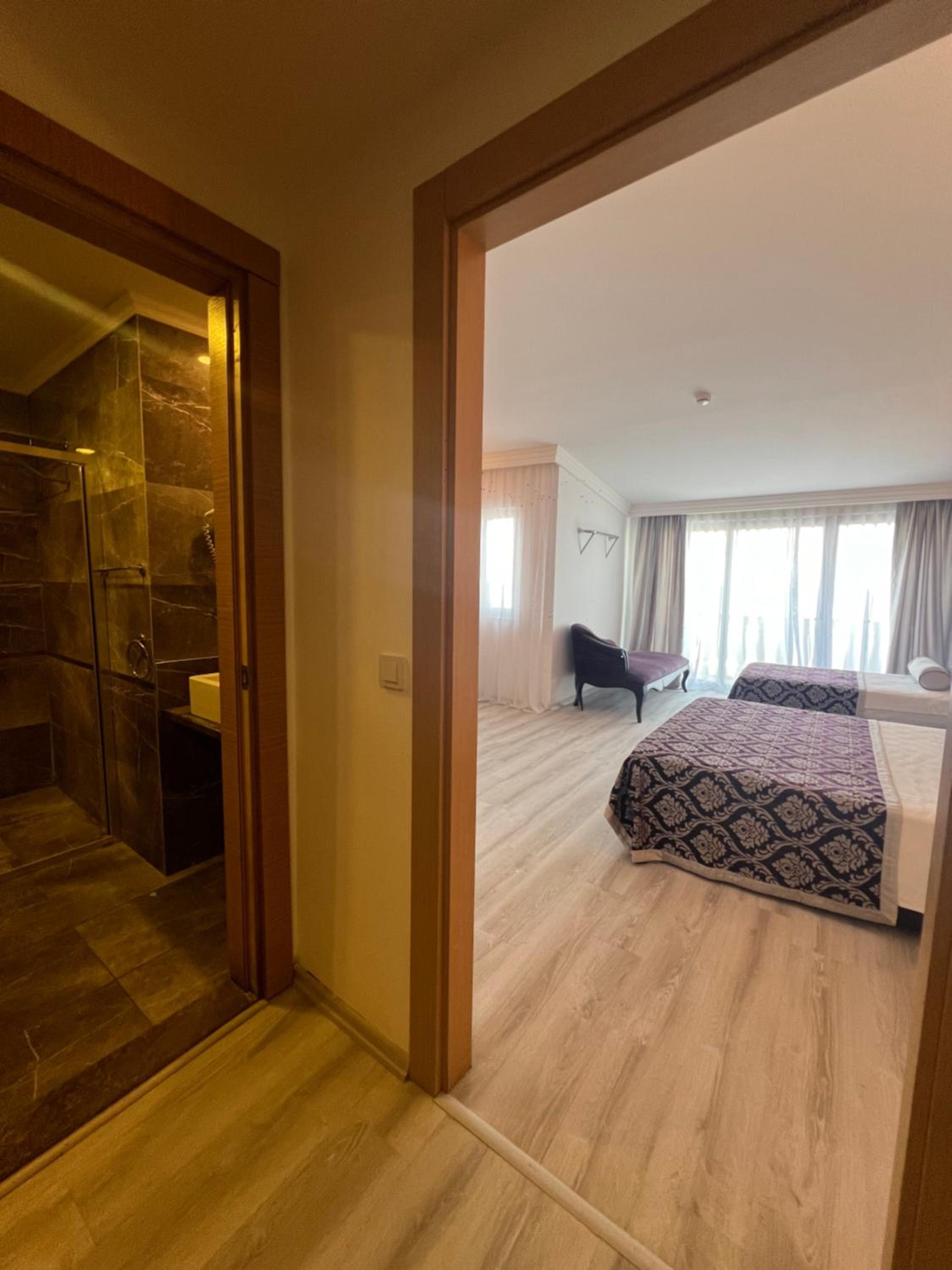 Suite with Sea View