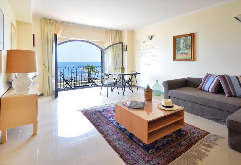 Deluxe Suite With Sea View