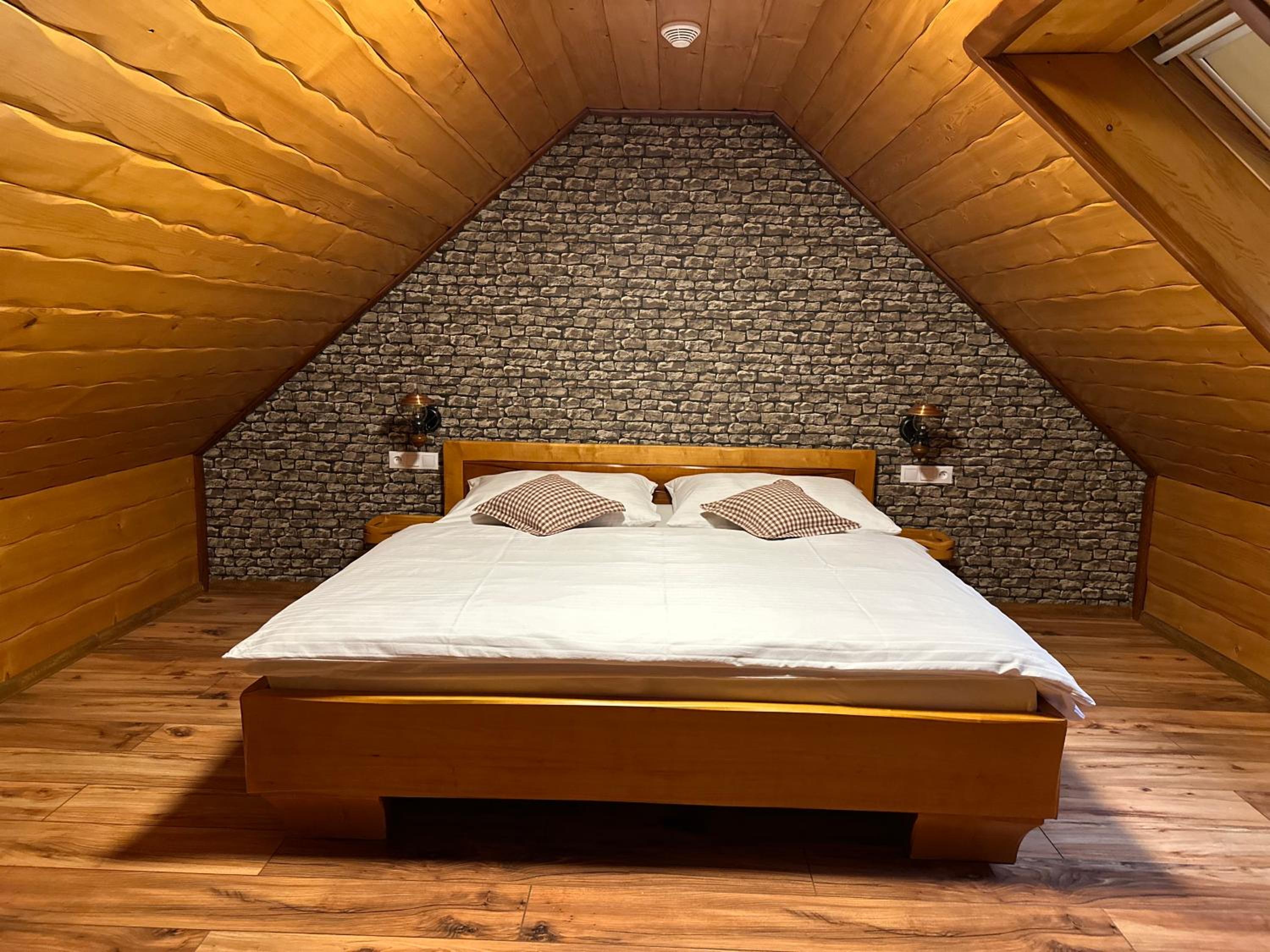 Deluxe Double Room with Balcony photo 1