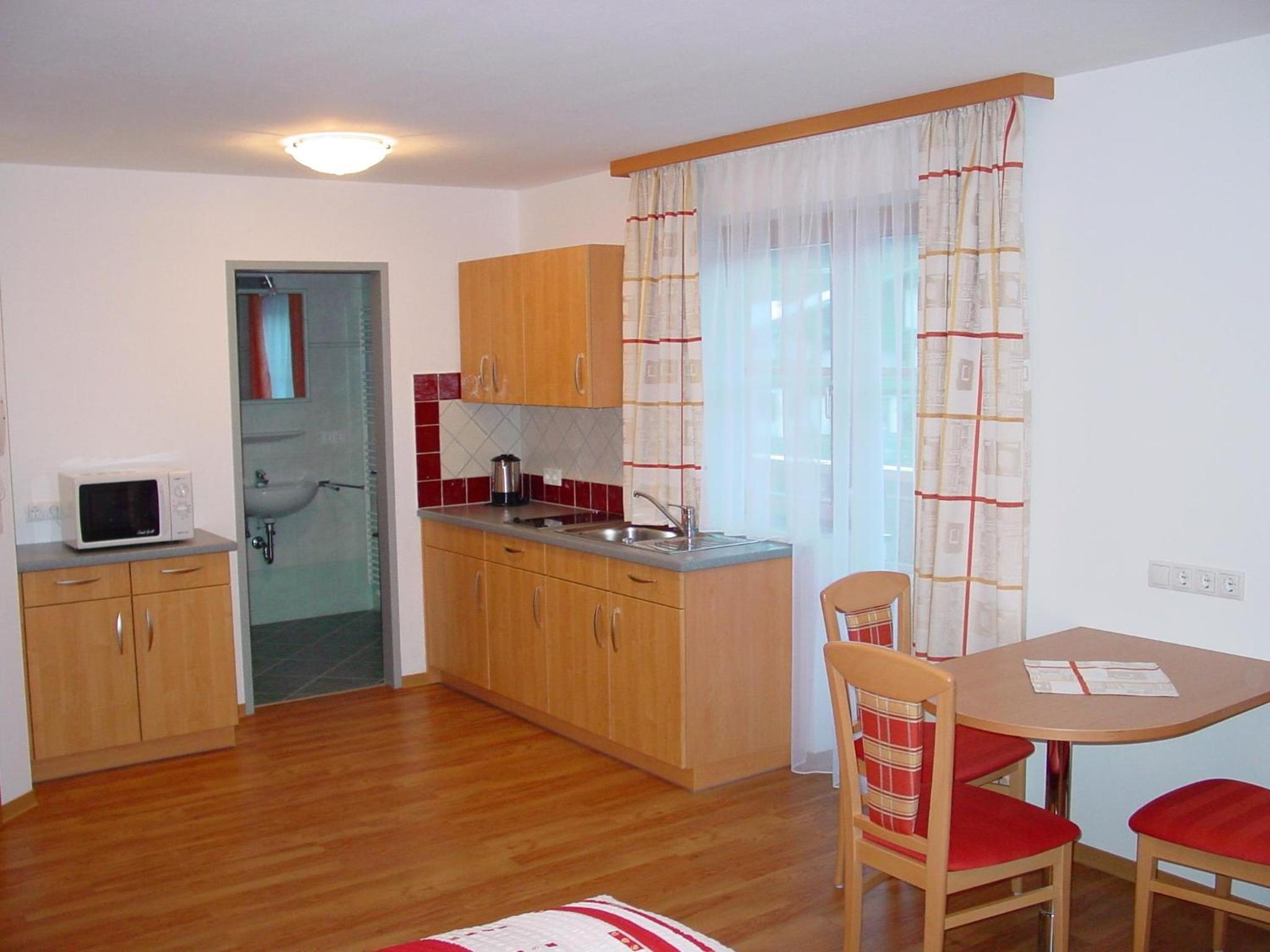 Apartment with Shower photo 3