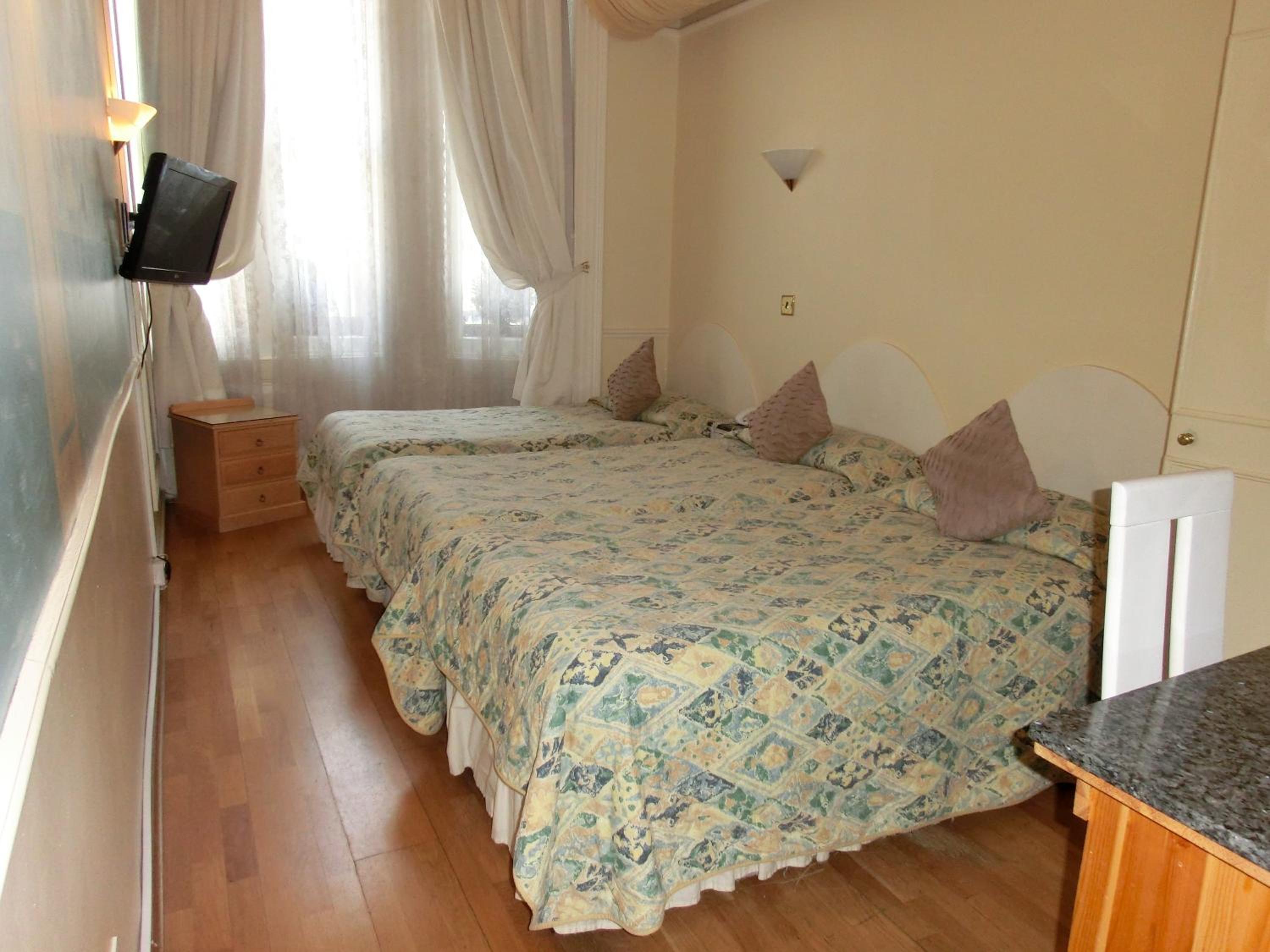 Triple Room photo 3