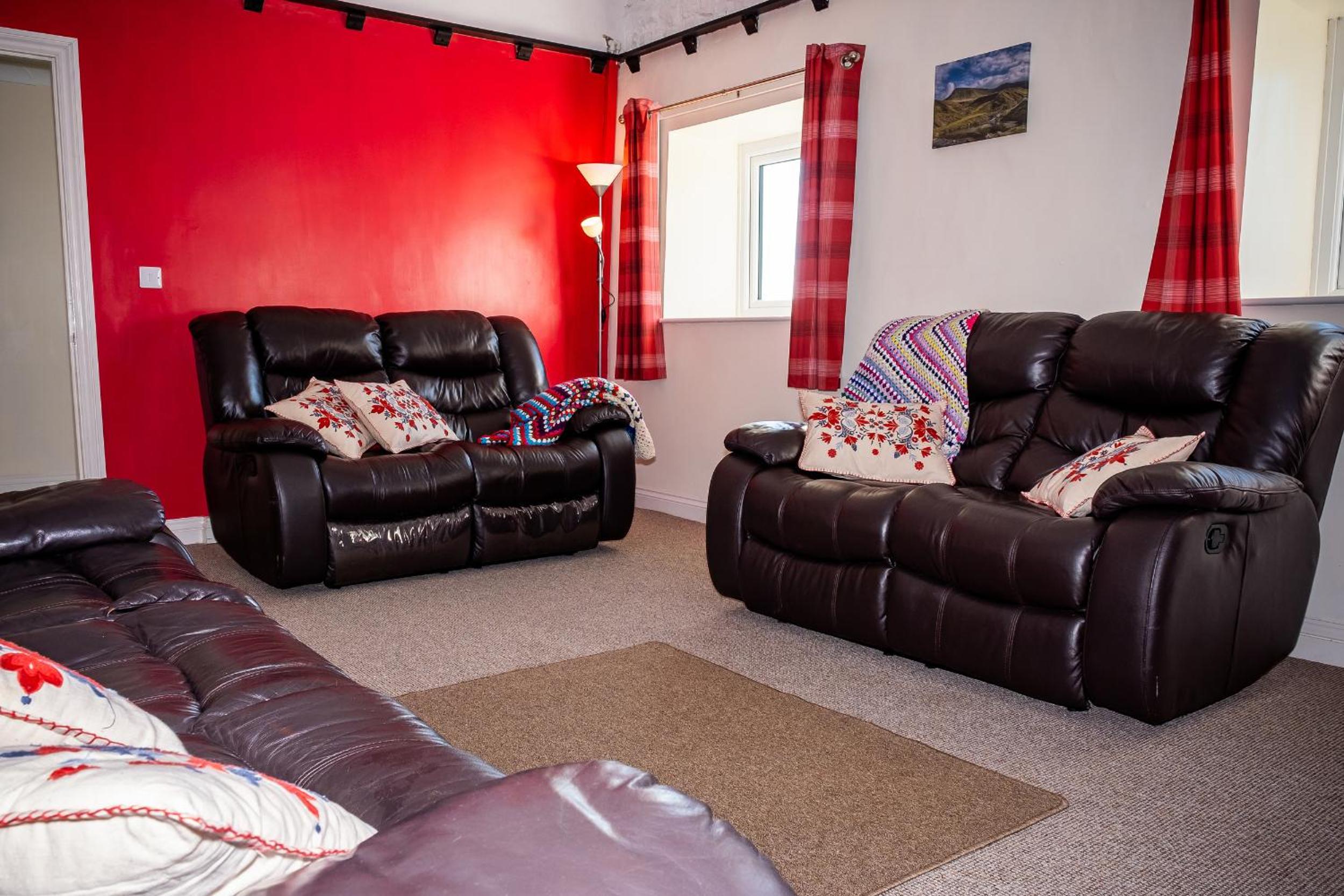 Three-Bedroom House photo 1