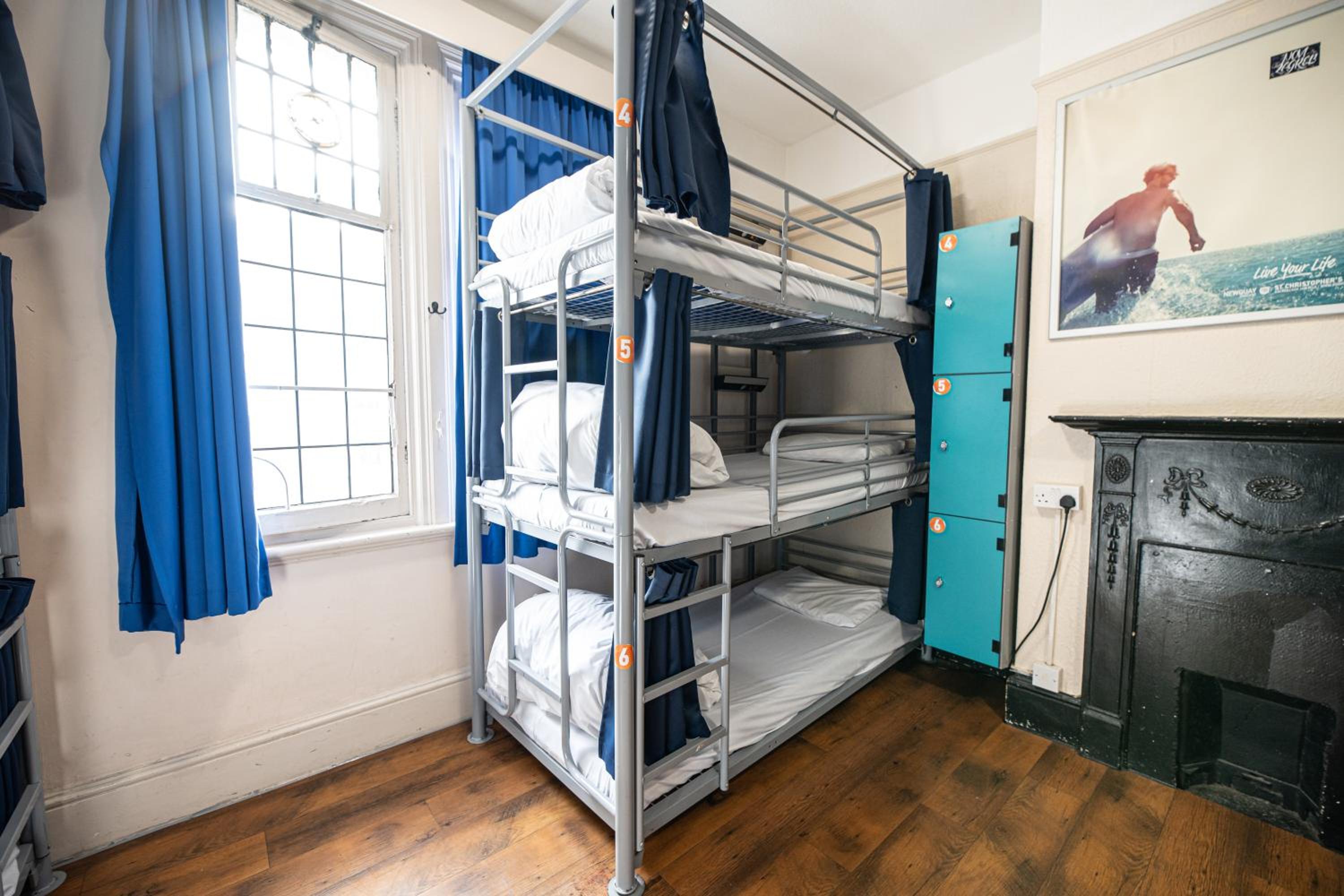 Mixed Dormitory Room photo 2