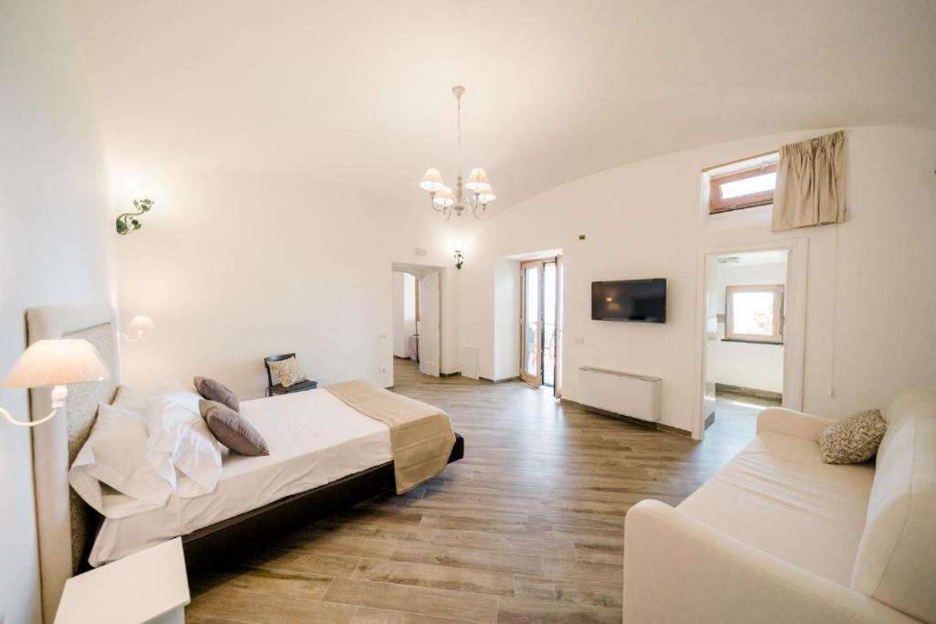 Villa photo 3
