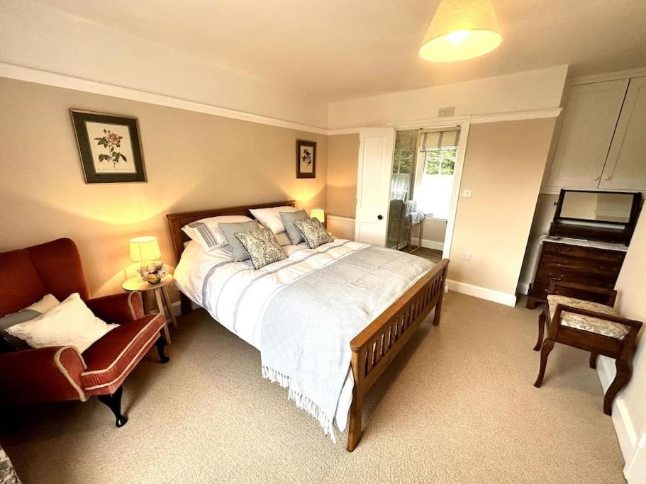 One-Bedroom House photo 1