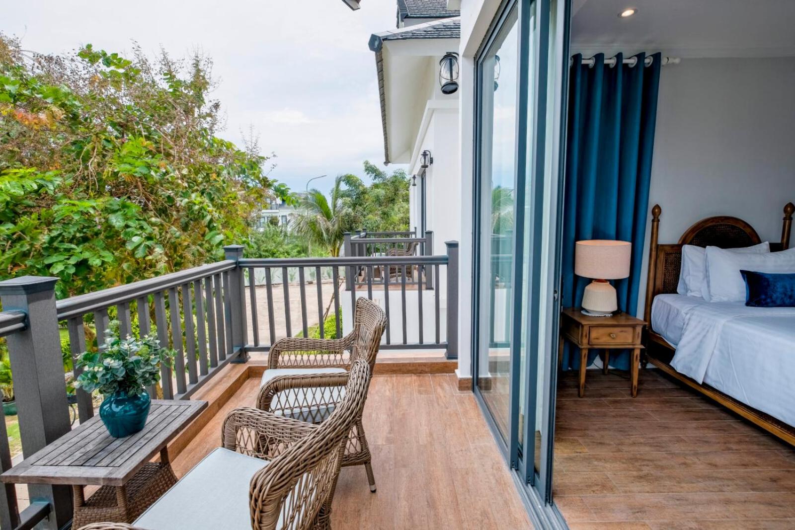 Two-Bedroom Villa thumbnail 6