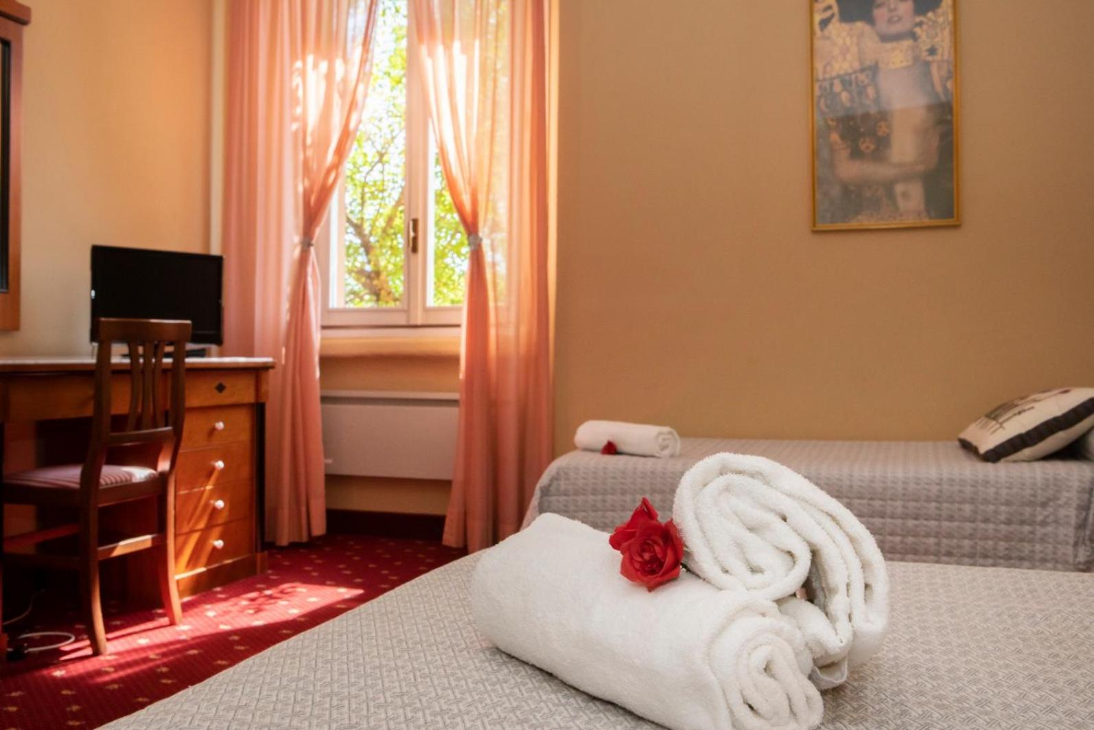 Triple Room photo 2
