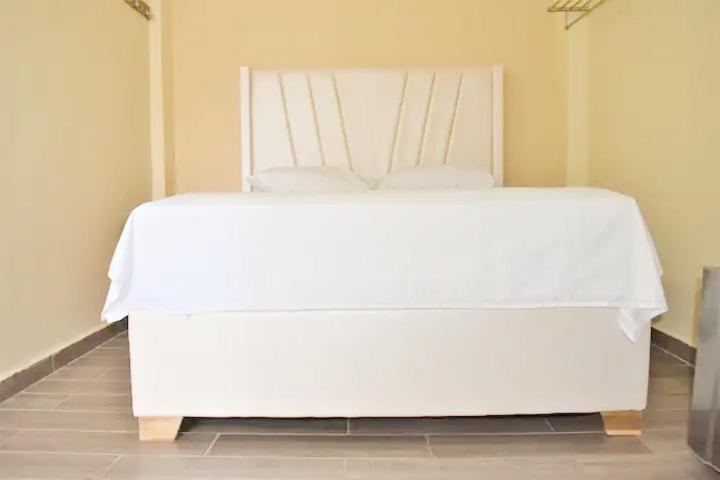 Budget Double Room photo 1