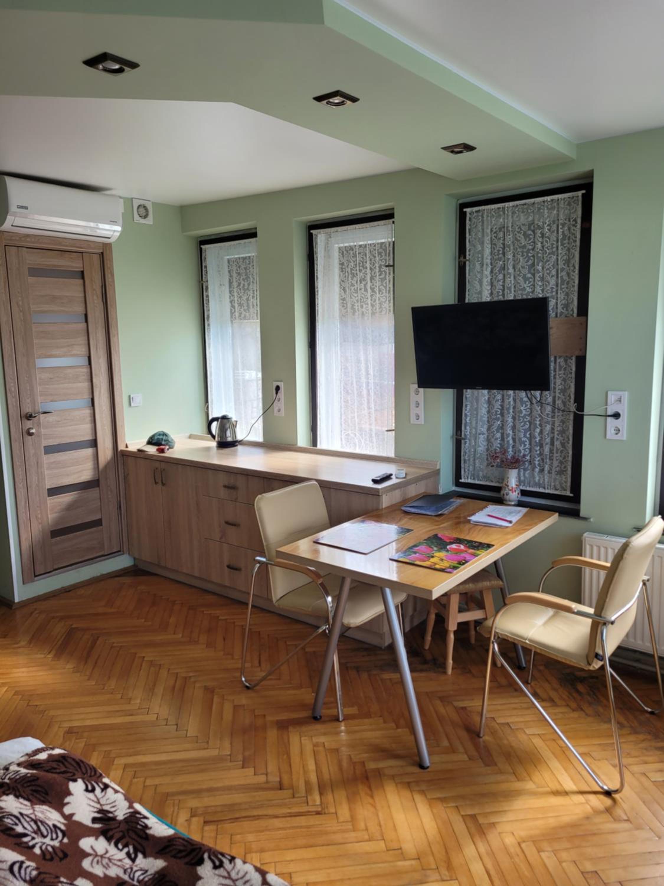 Deluxe Triple Room photo 3
