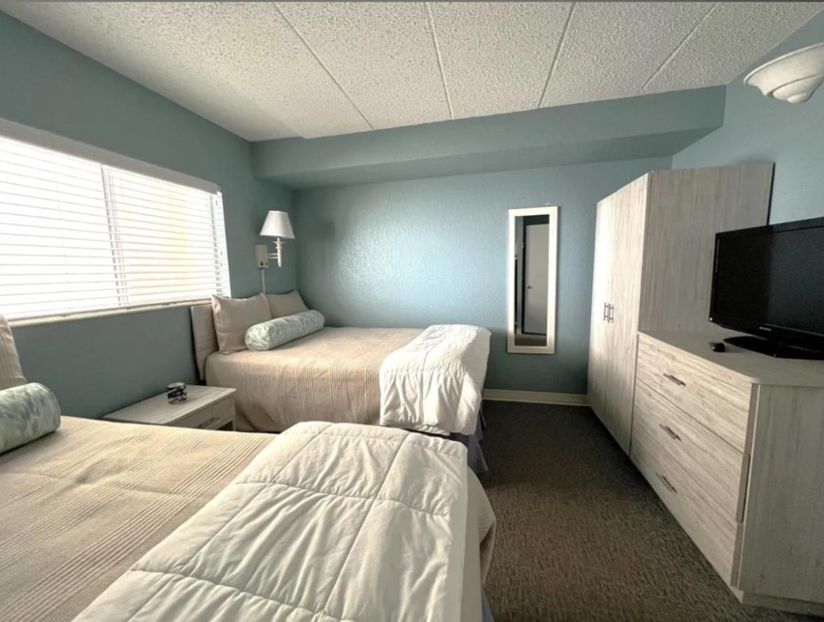Two-Bedroom Suite photo 3