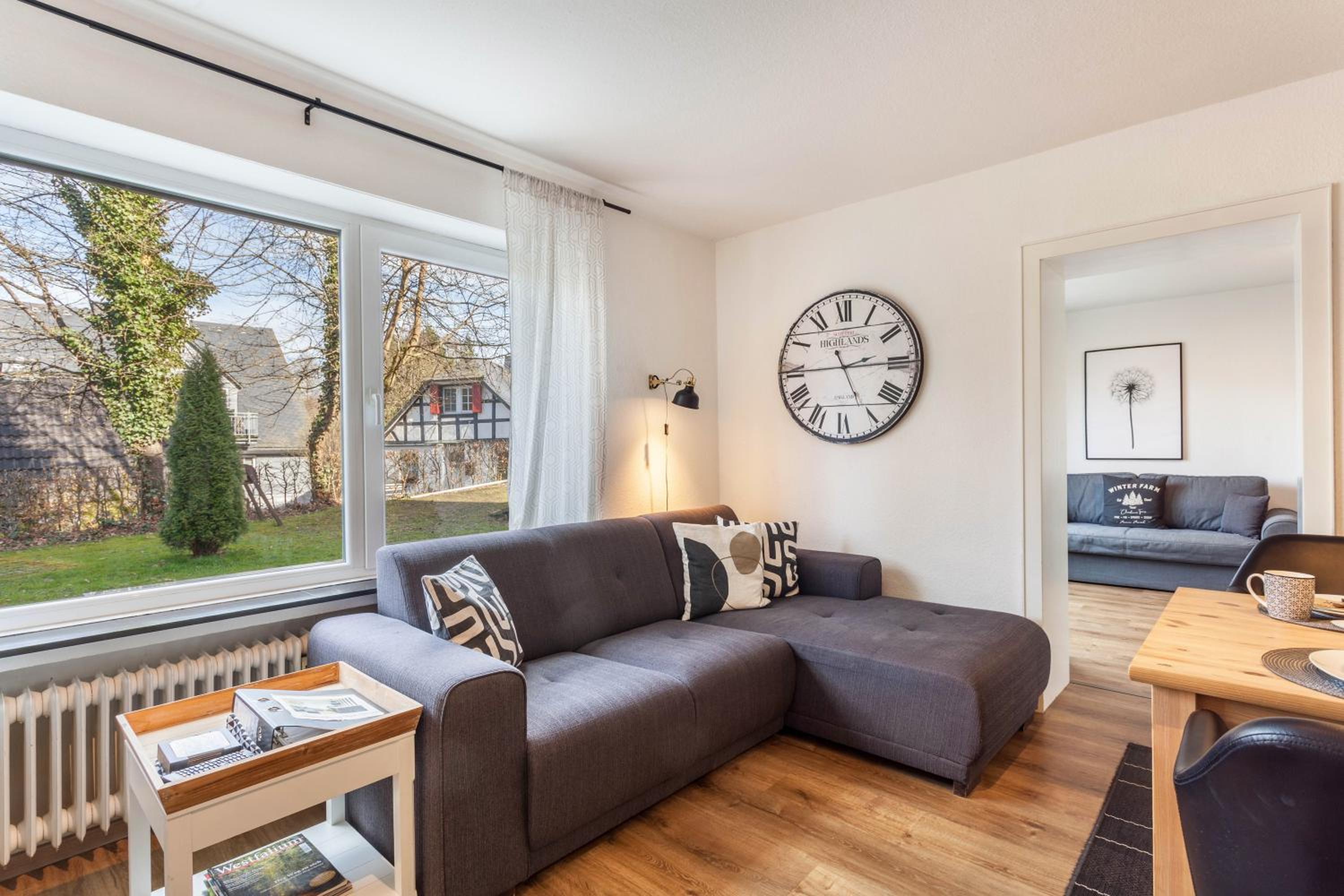 Two-Bedroom Deluxe Apartment with Garden View photo 3