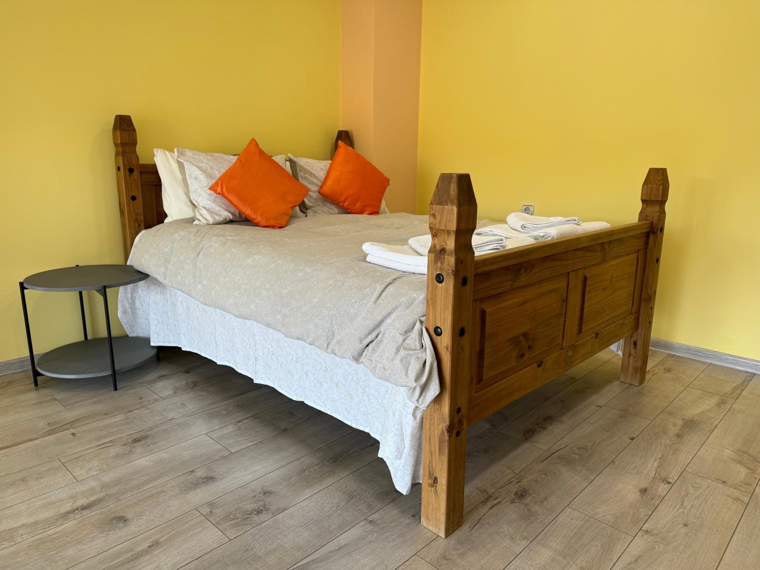 Apartment - Split Level - Photo 13