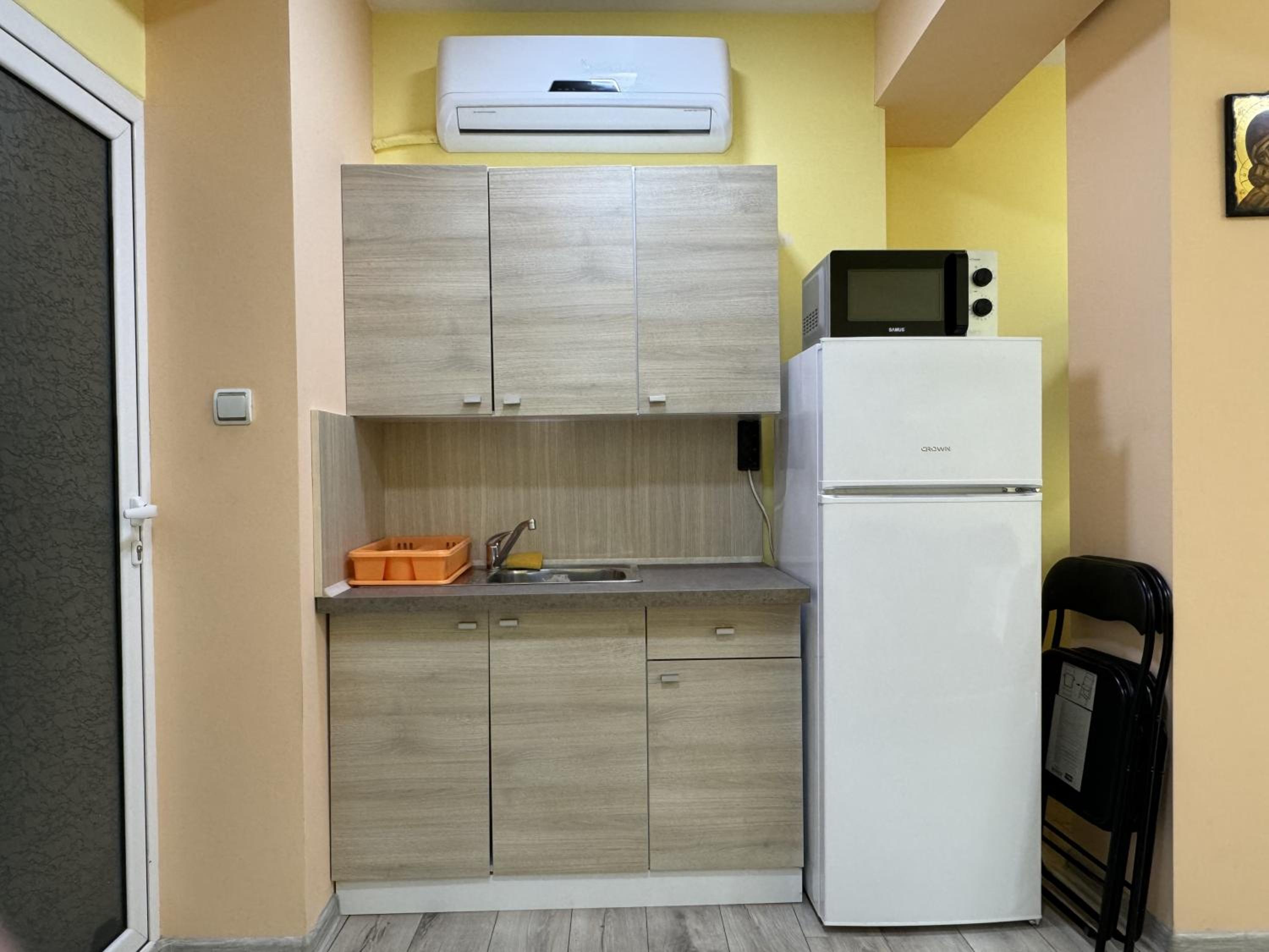 Apartment - Split Level - Photo 10