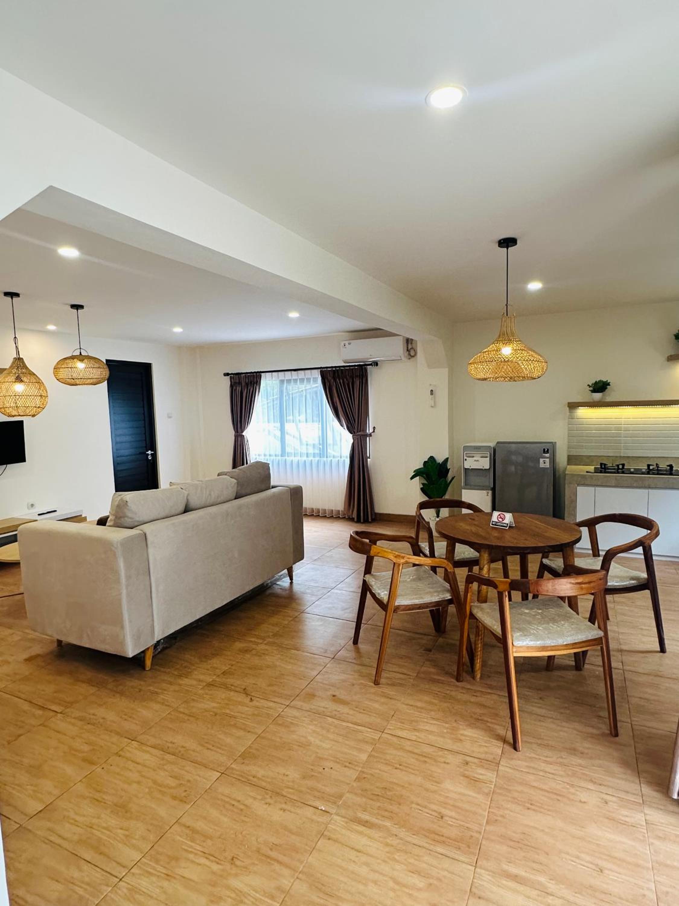 Three-Bedroom Villa photo 1