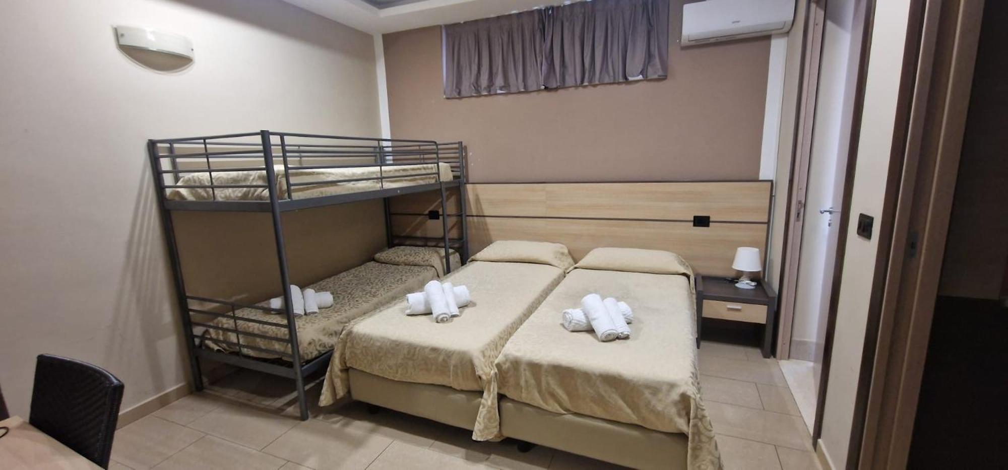 Superior Triple Room - Photo 3