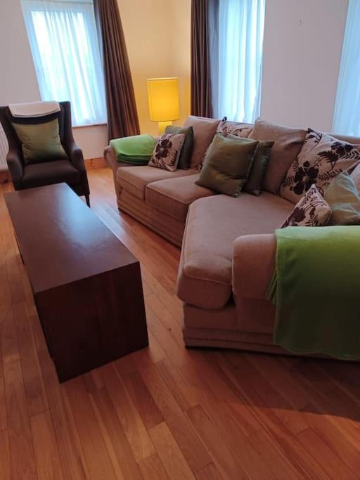 Three-Bedroom House photo 1