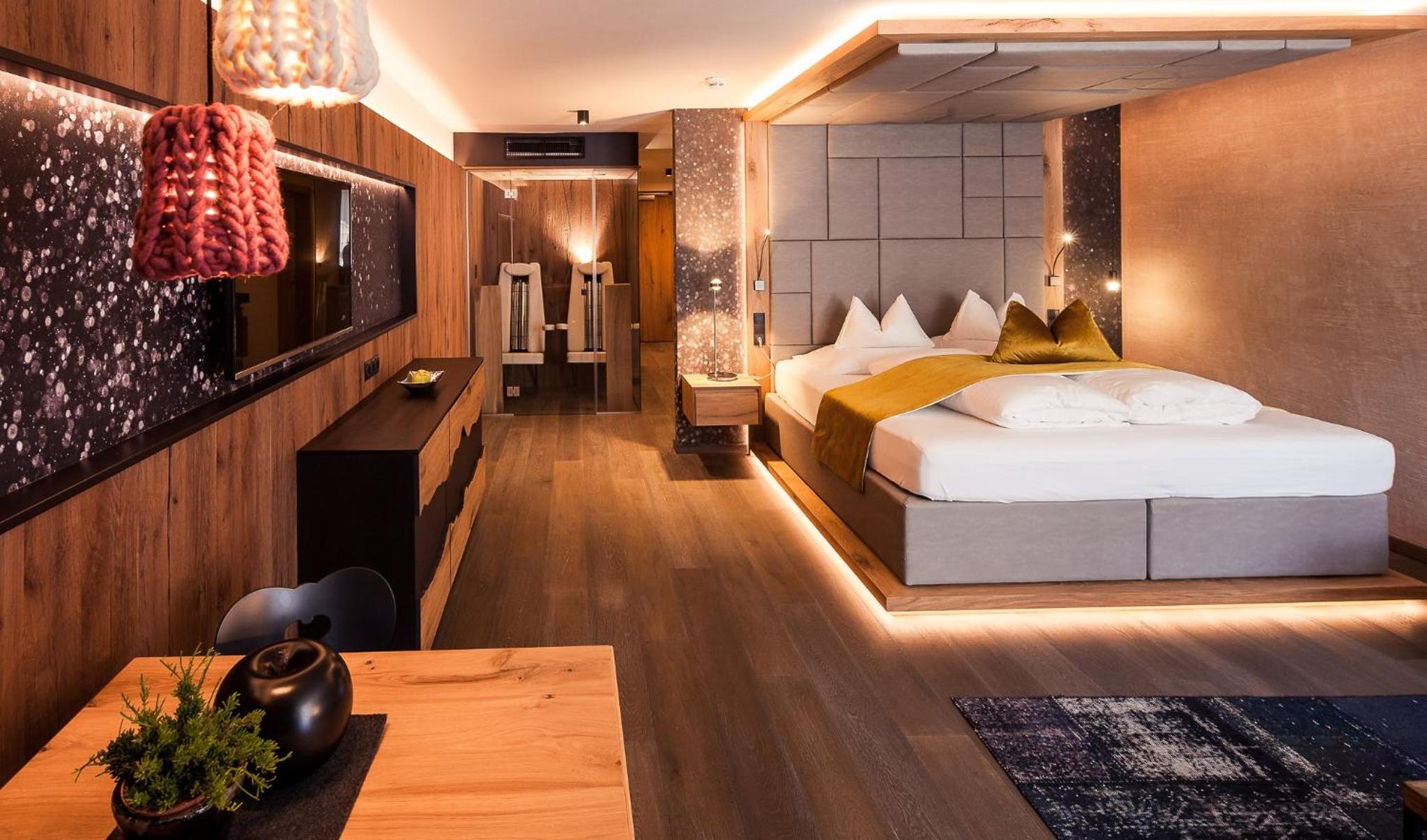 Junior Suite with Balcony