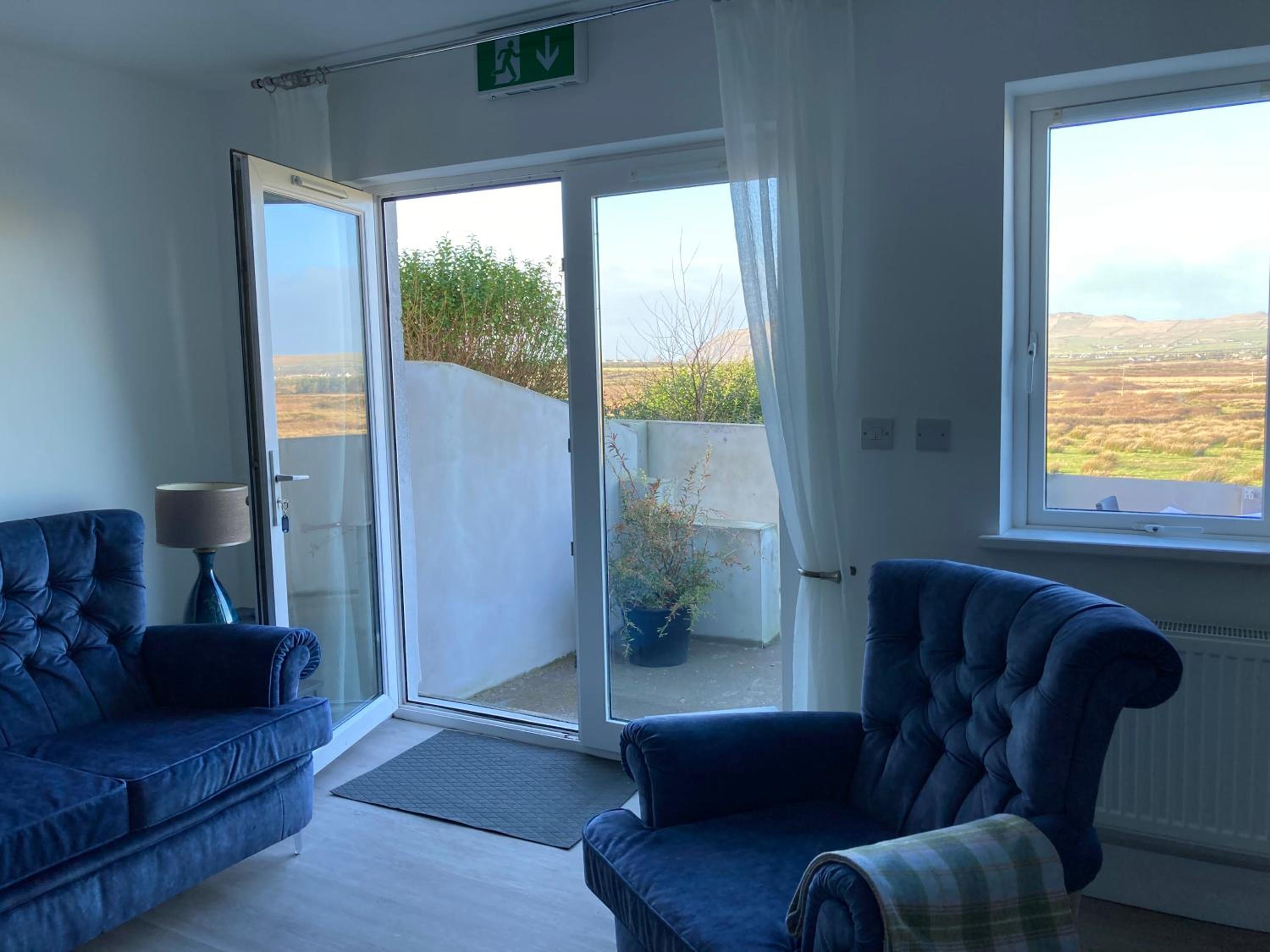 Apartment with Sea View photo 2