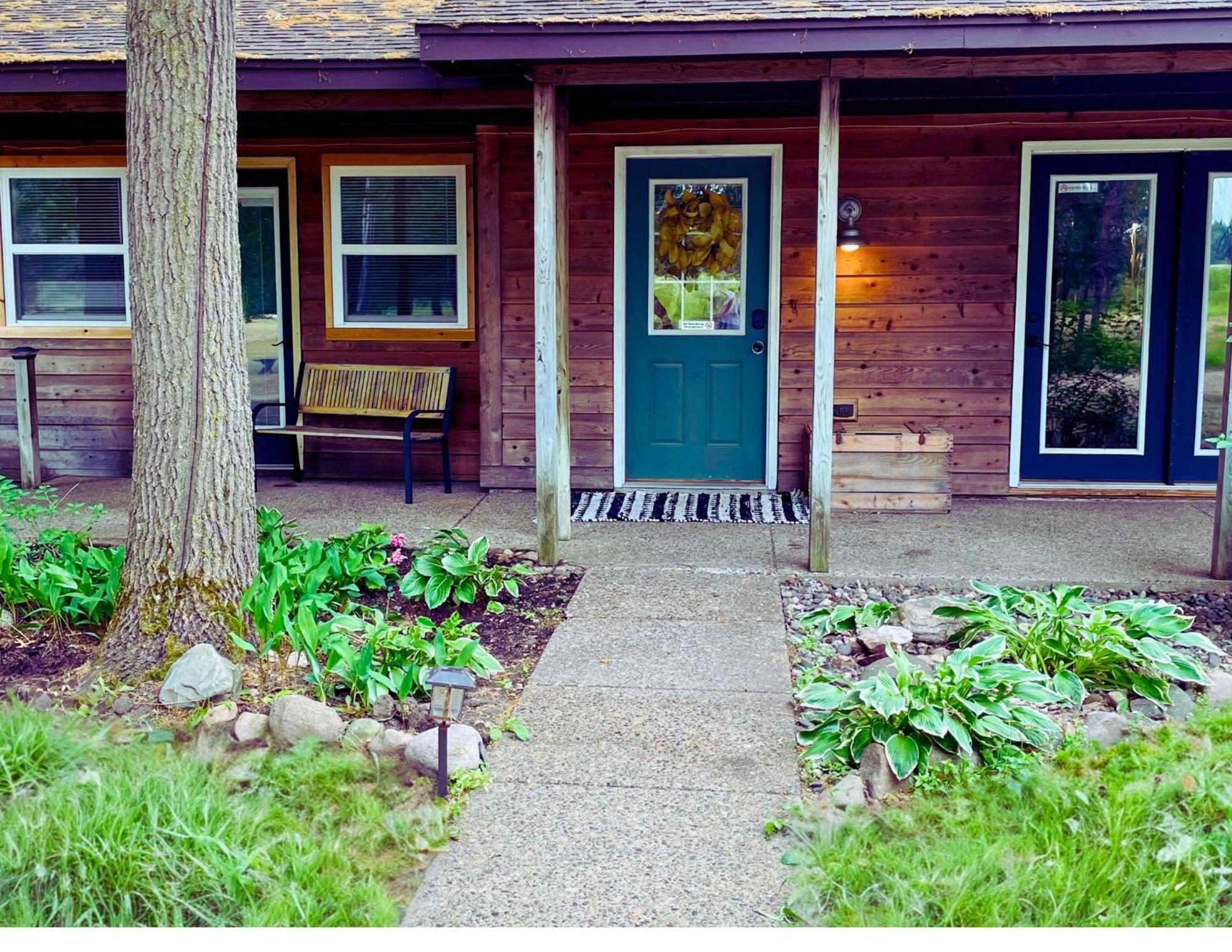 Four-Bedroom House photo 2
