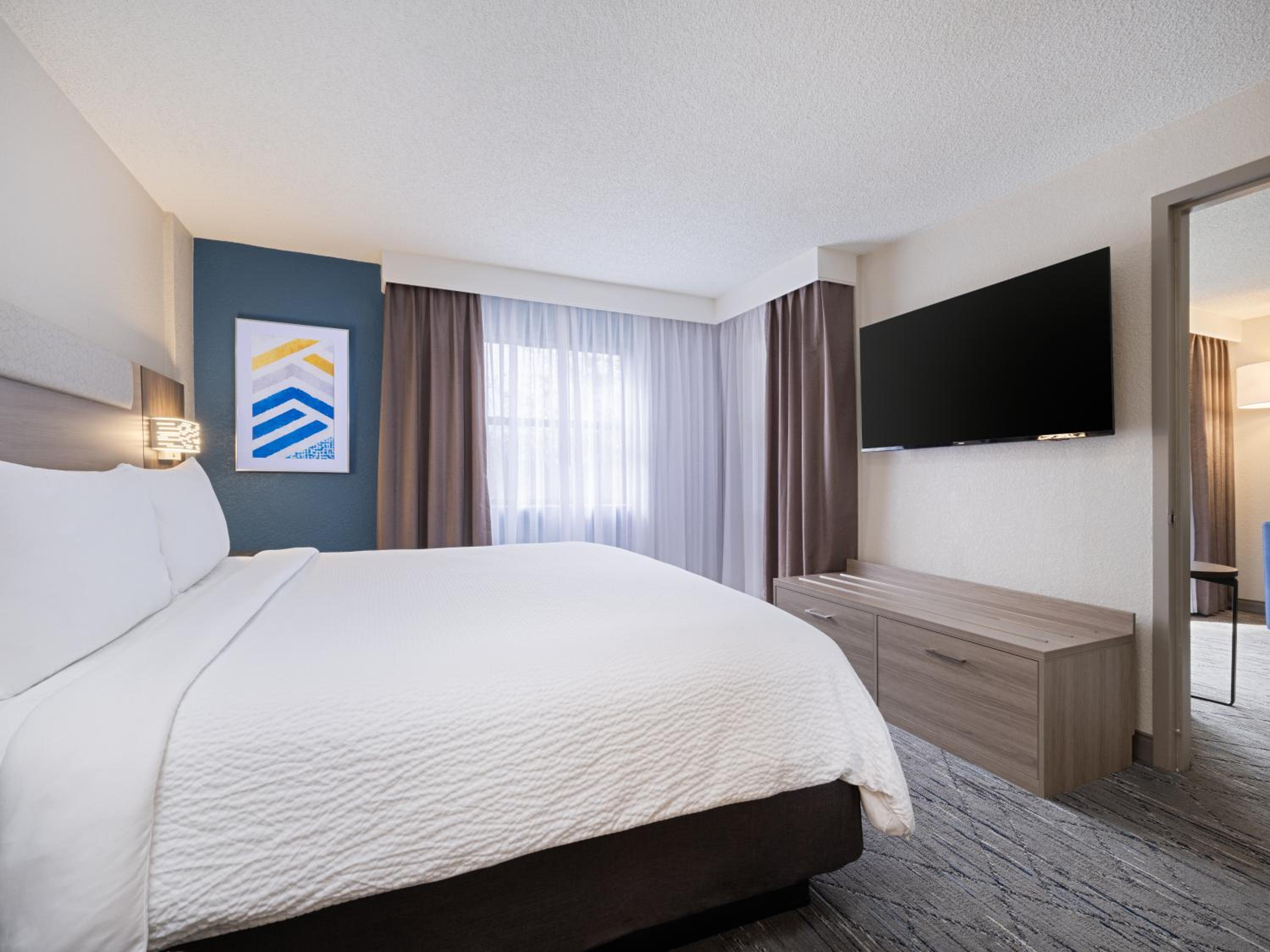 One-Bedroom King Suite - Photo 1