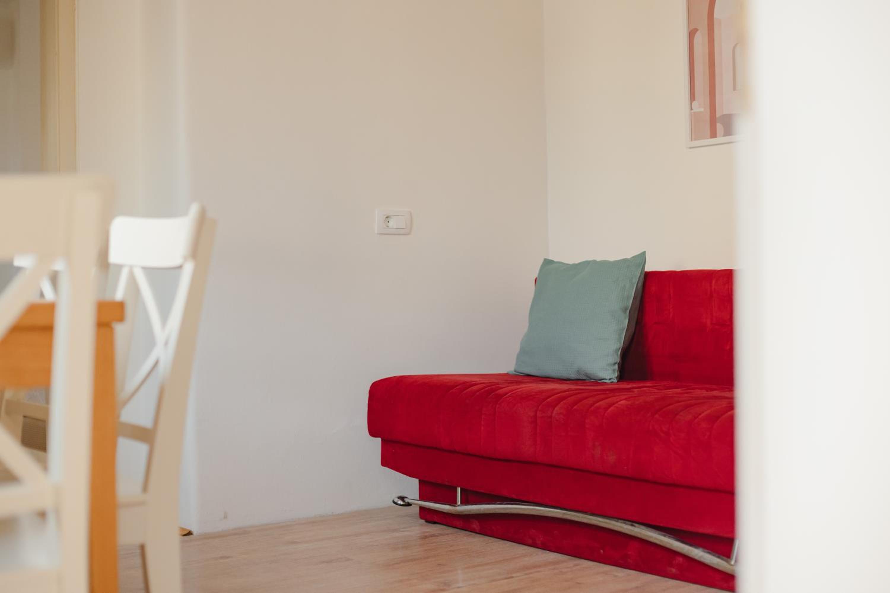 One-Bedroom Apartment photo 3