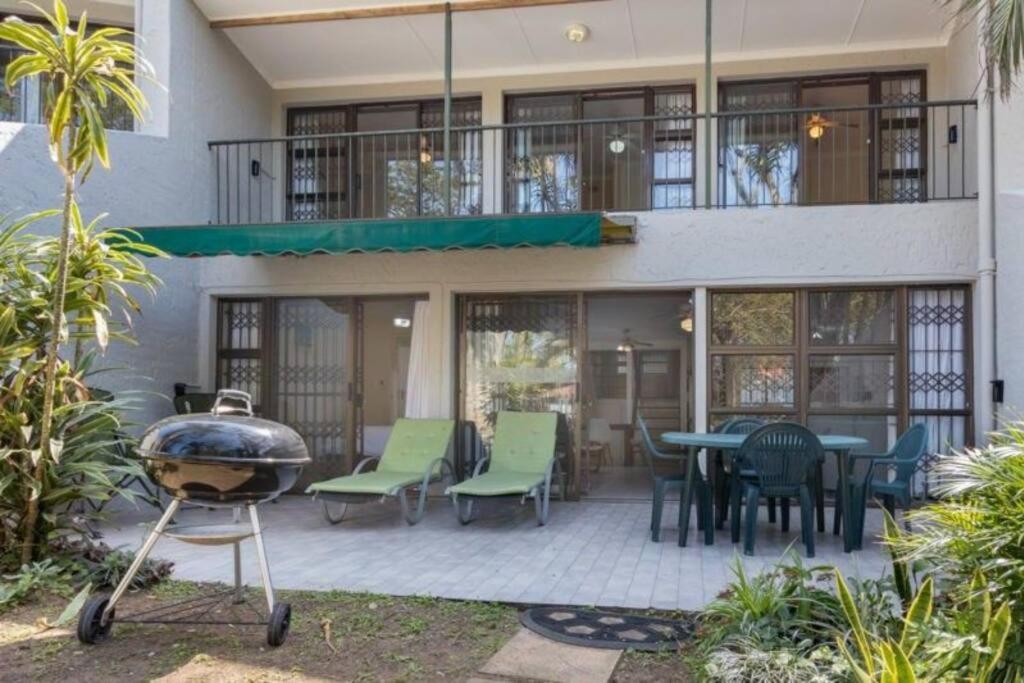 Four-Bedroom House photo 3