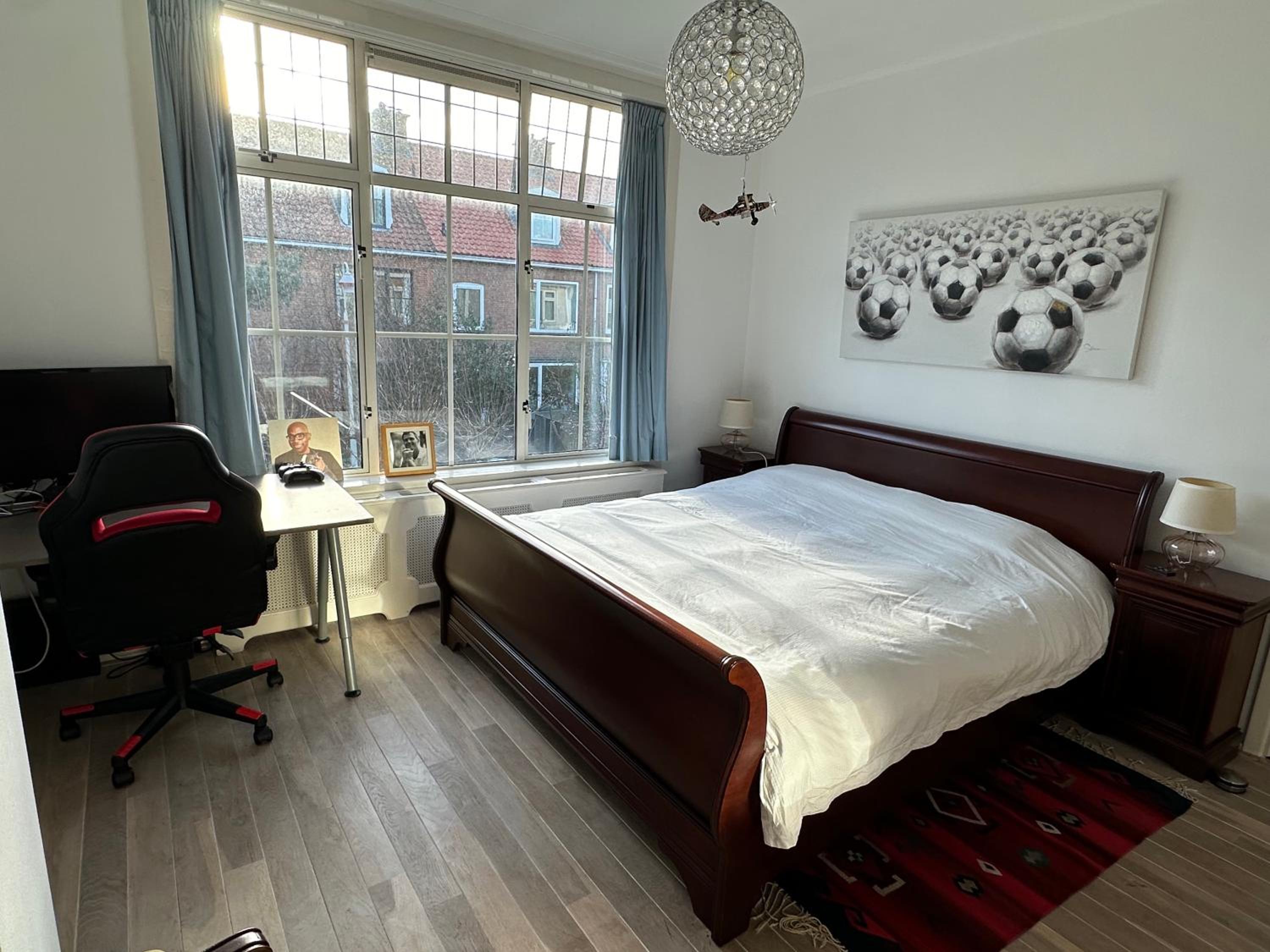 Deluxe King Room photo 1