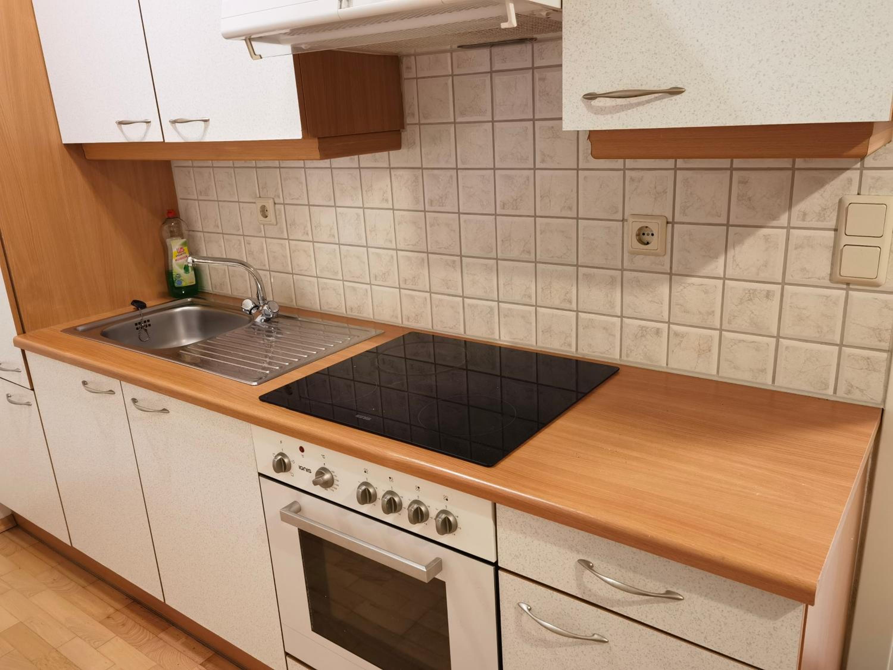 Apartment - Photo 2