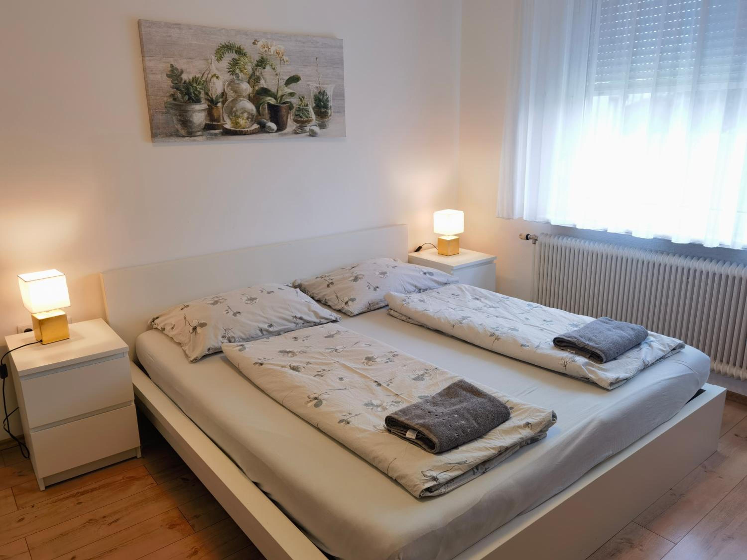 Two-Bedroom Apartment - Photo 7
