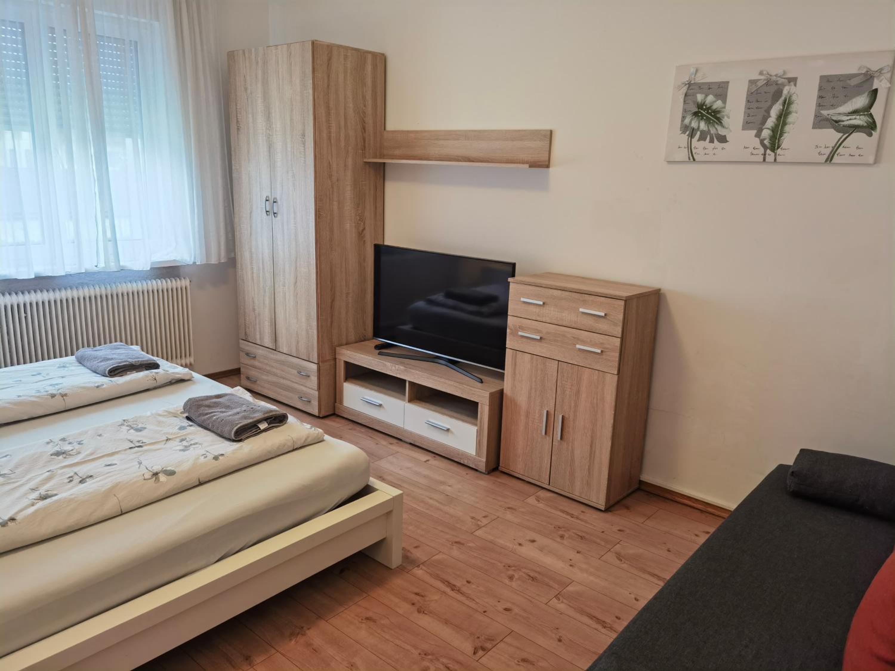 Two-Bedroom Apartment - Photo 6
