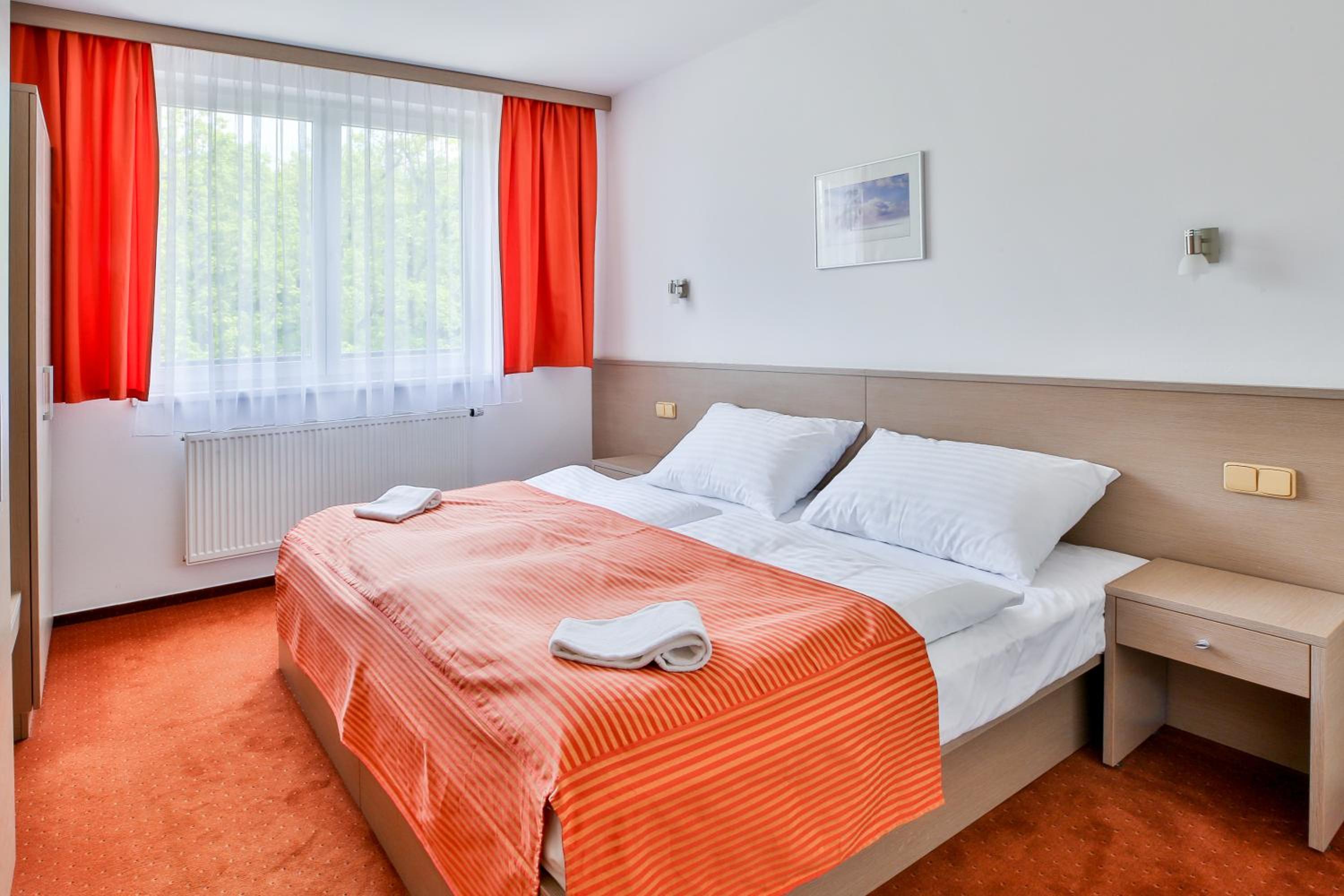 Apartment with Kitchenette - Photo 6