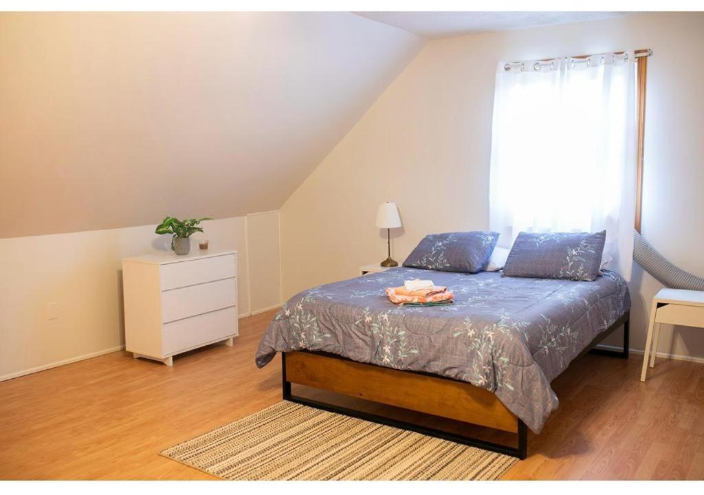 Four-Bedroom House photo 1